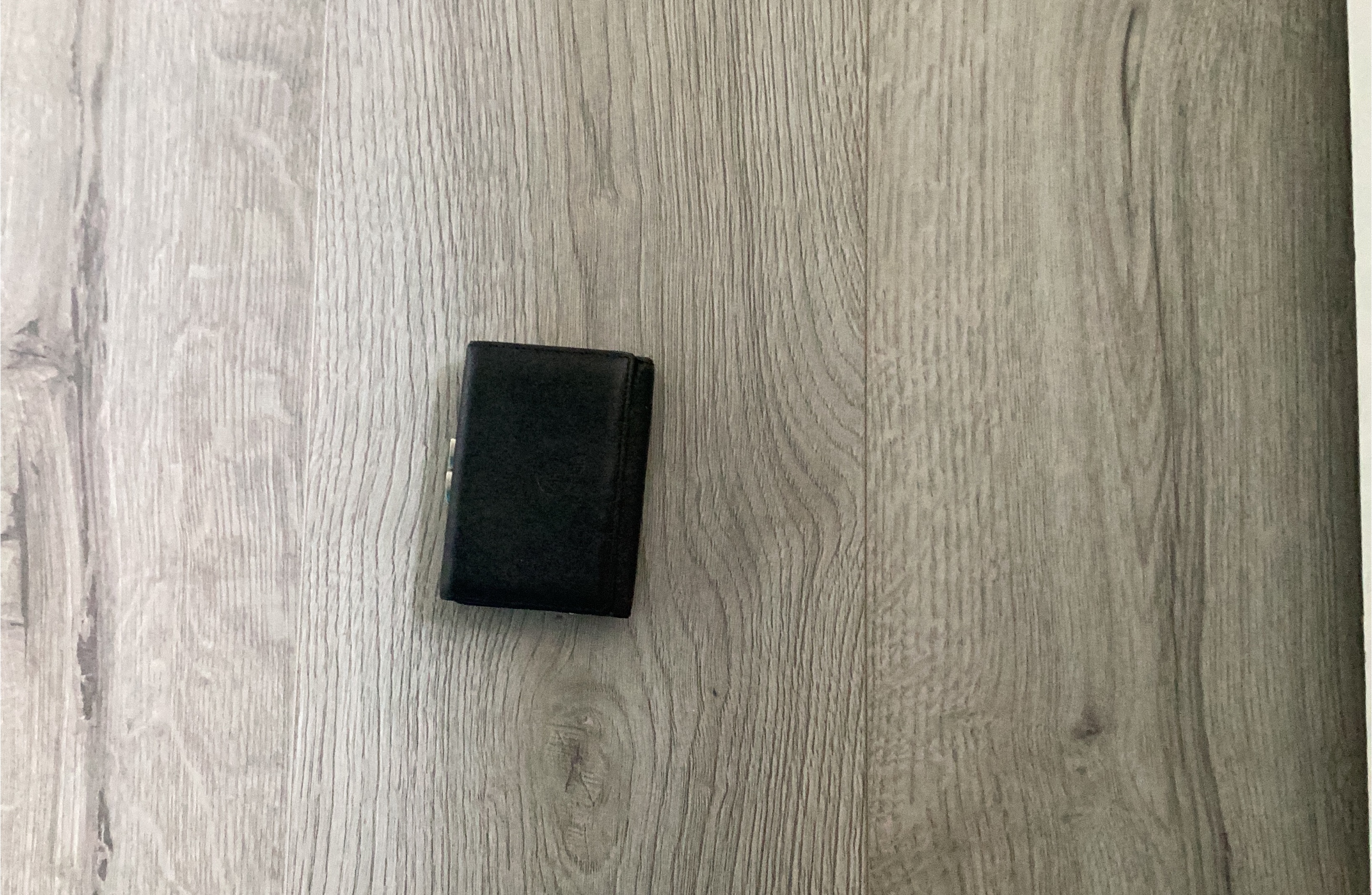 Black wallet thumbnail