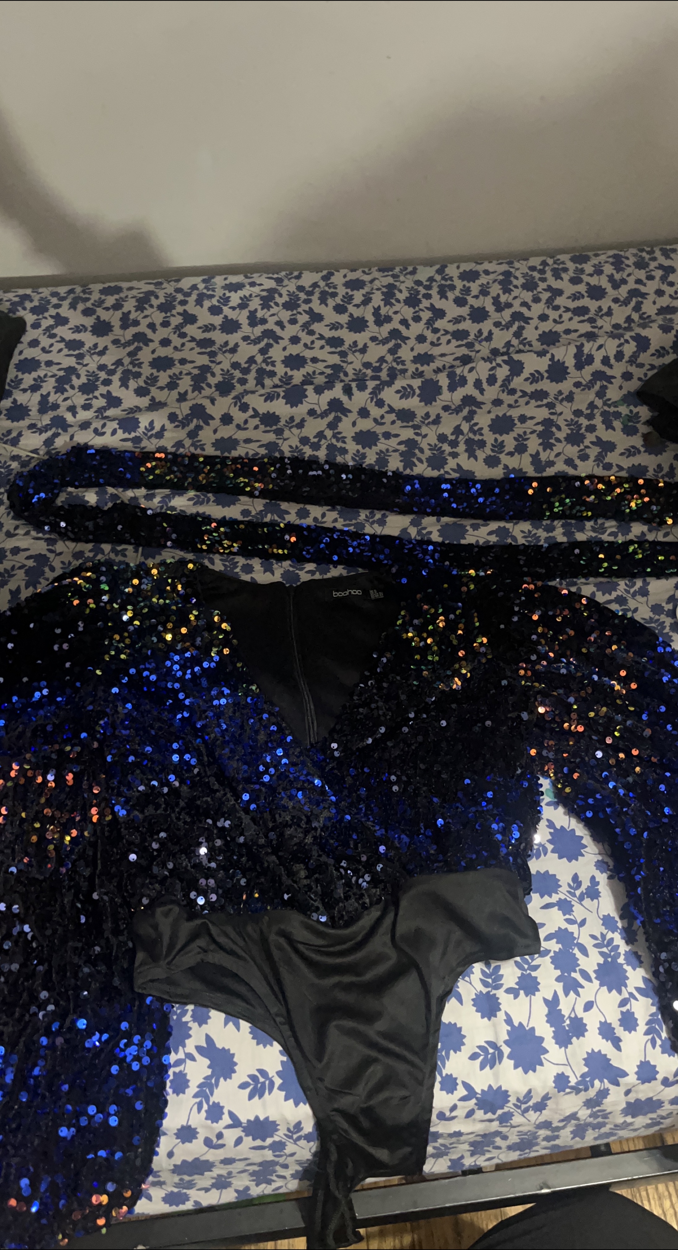 Boohoo Sequin Bodysuit thumbnail