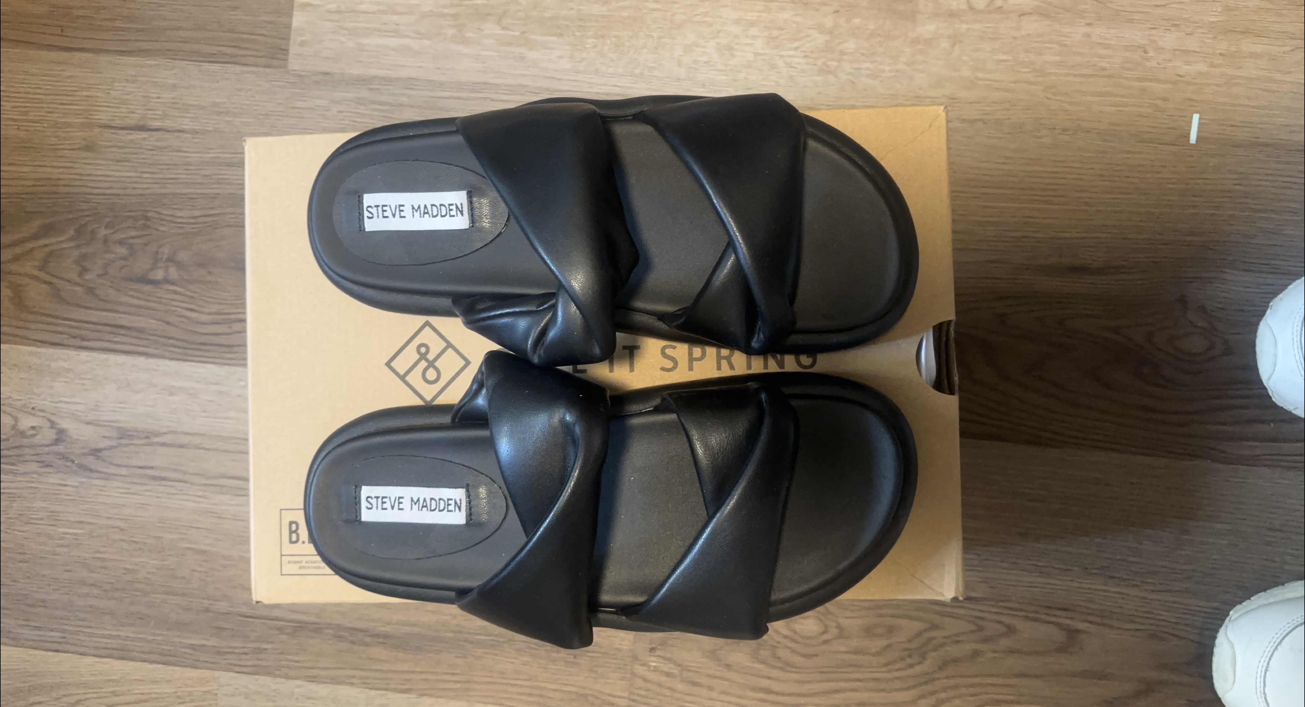 Steve Madden Black Sandals