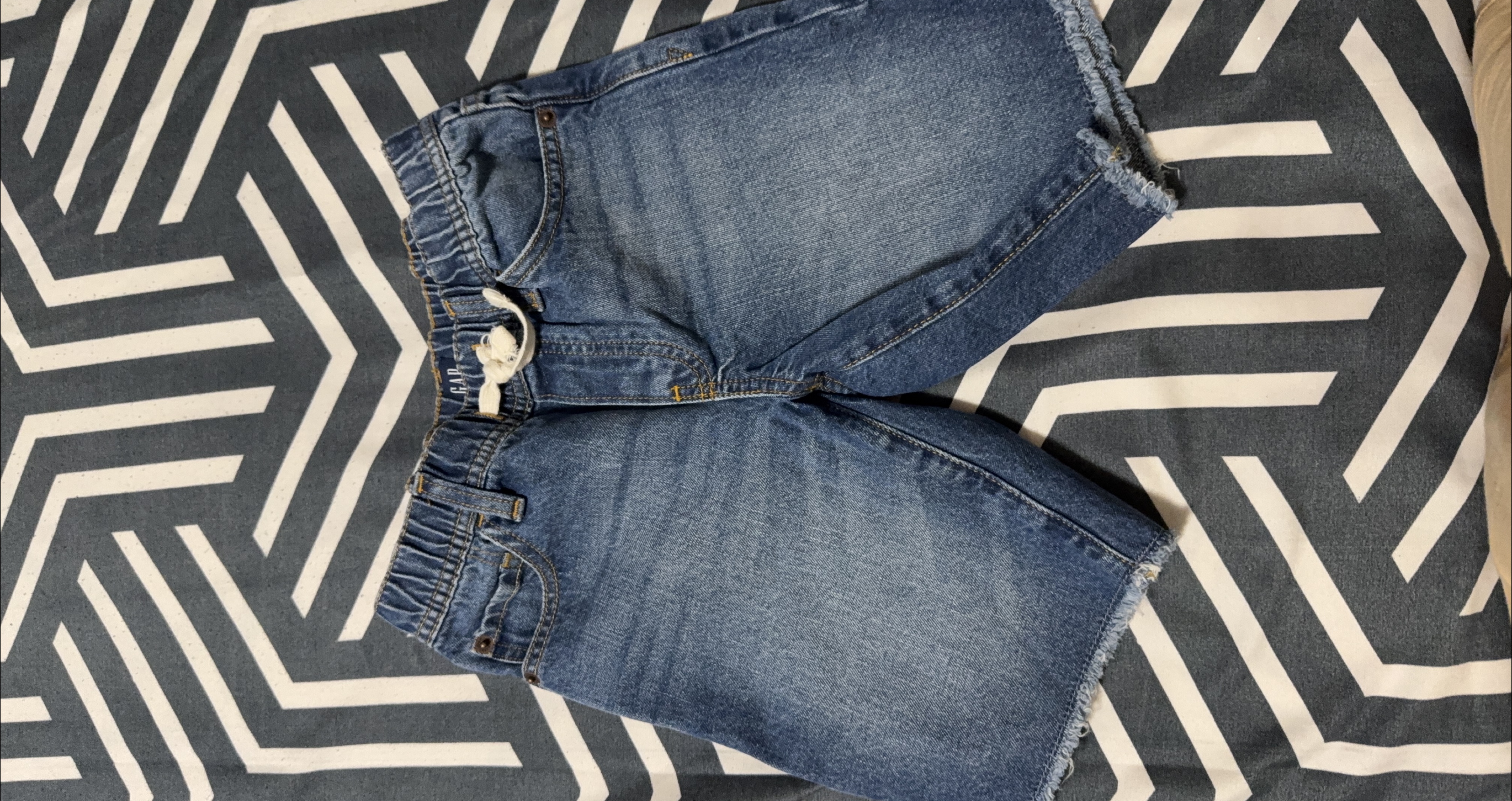 GAP Denim Shorts thumbnail