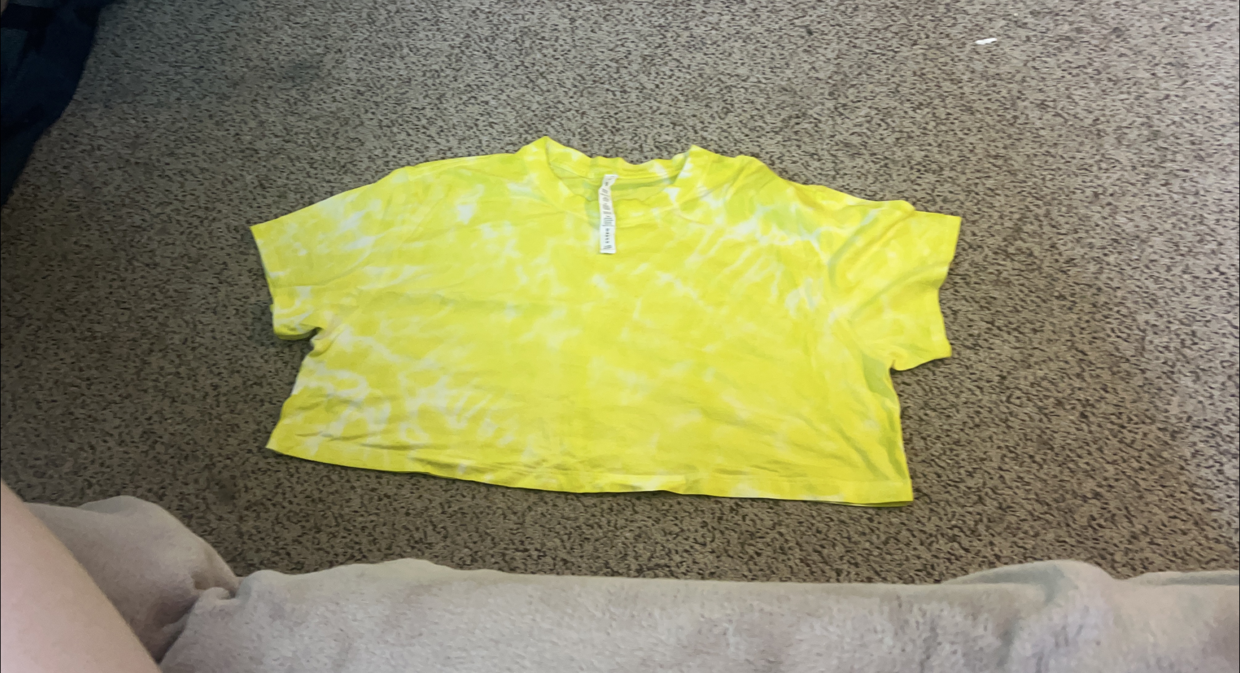 Lululemon Tie Dye Cropped T-Shirt thumbnail