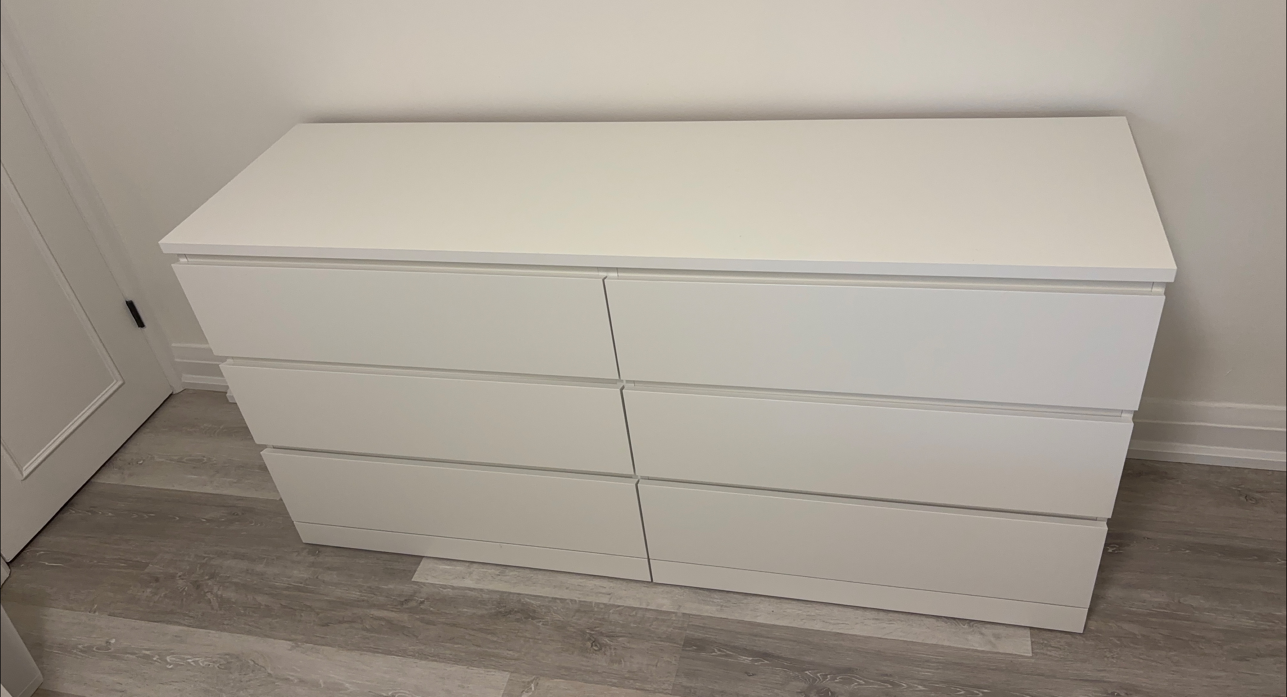 Ikea Malm dresser with 6 drawers