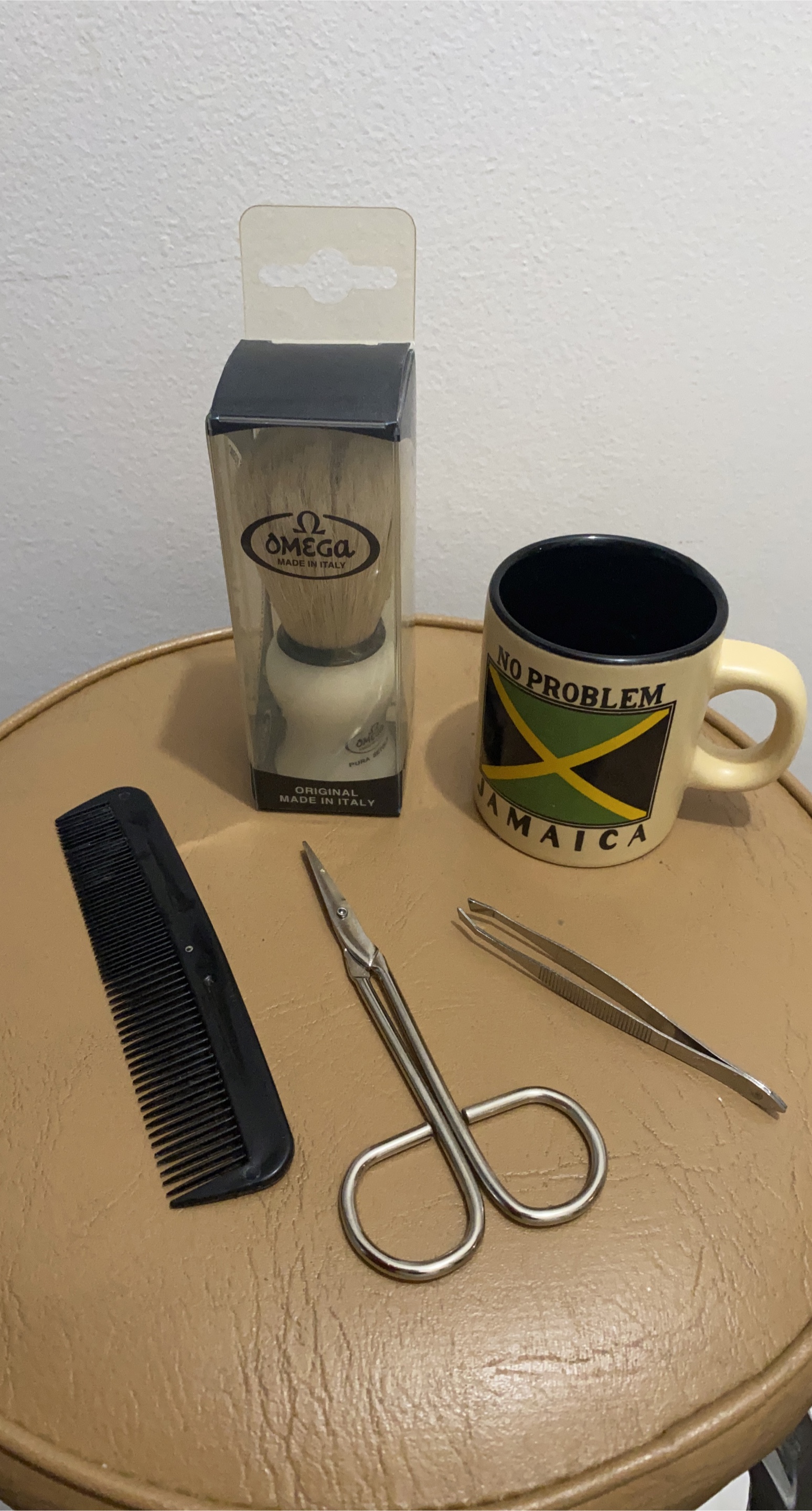 Grooming Kit with Mug thumbnail