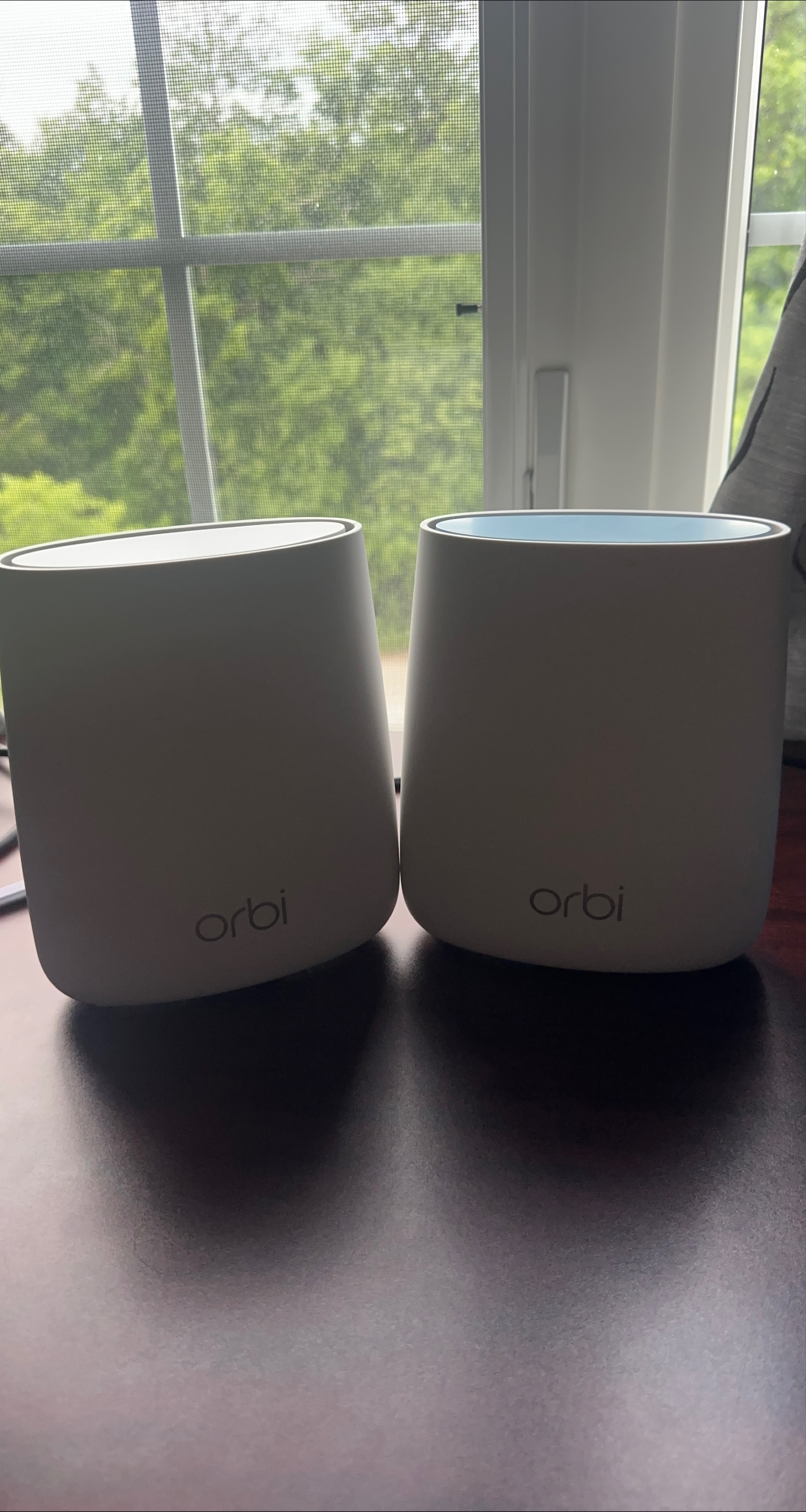 Orbi RBR 20  Mesh Wi-Fi System thumbnail