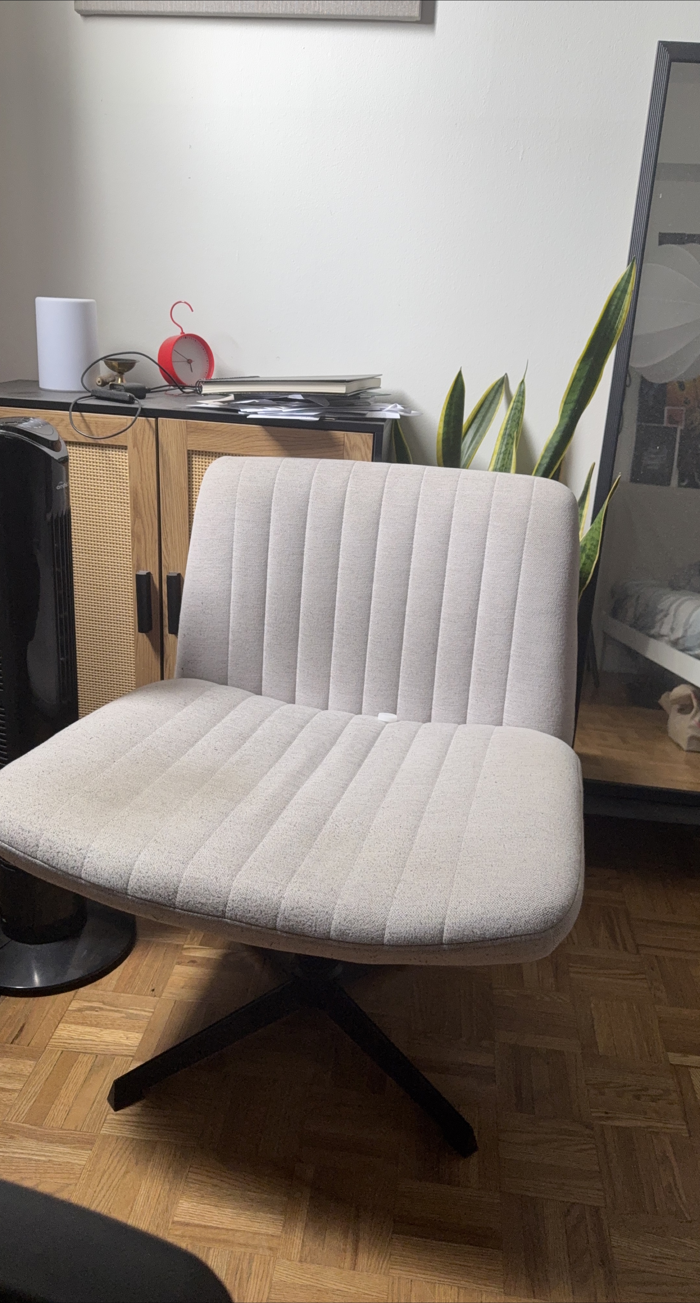 Swivel Chair thumbnail
