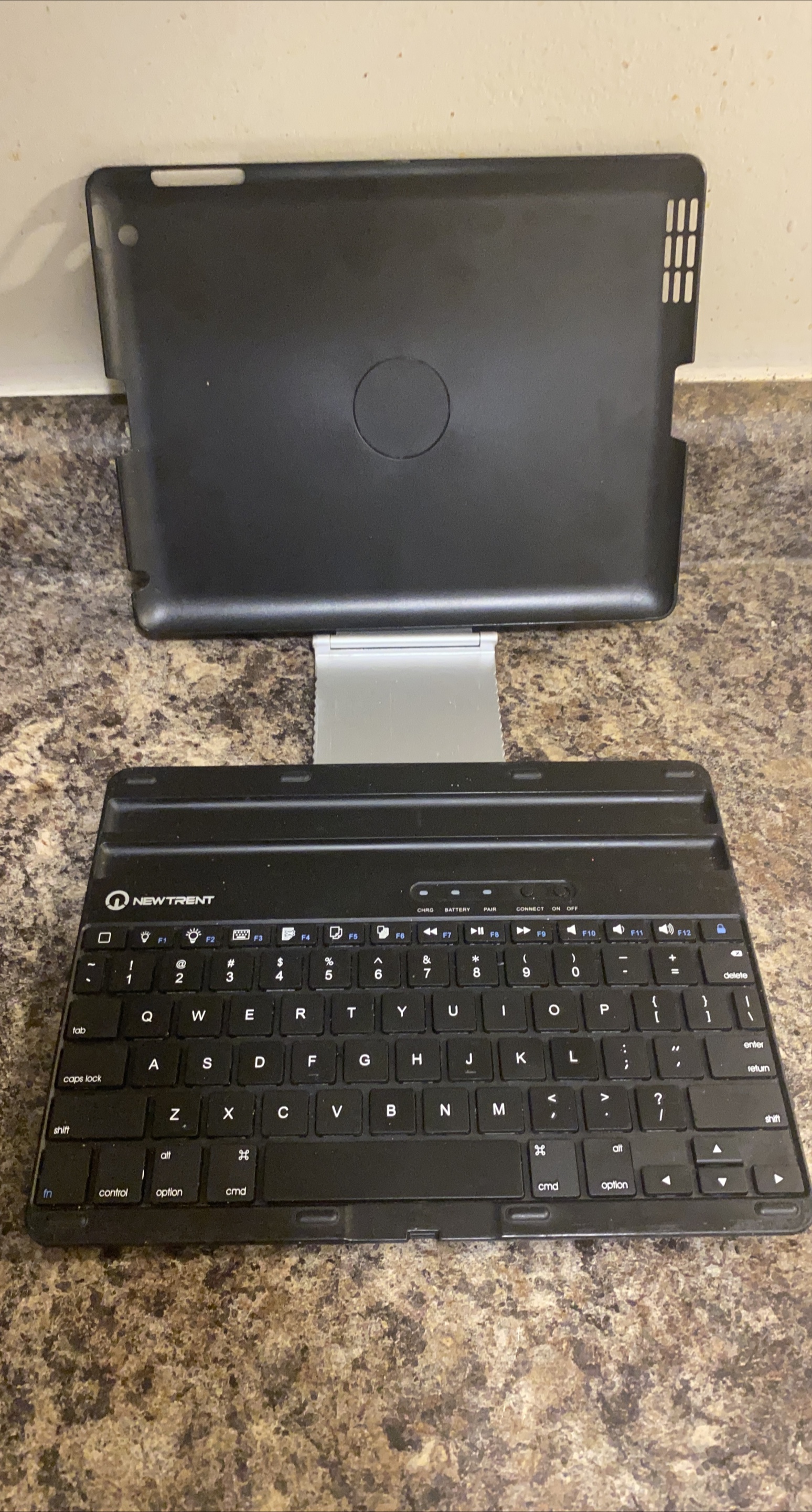 NewTrent Bluetooth Keyboard Case for Tablet