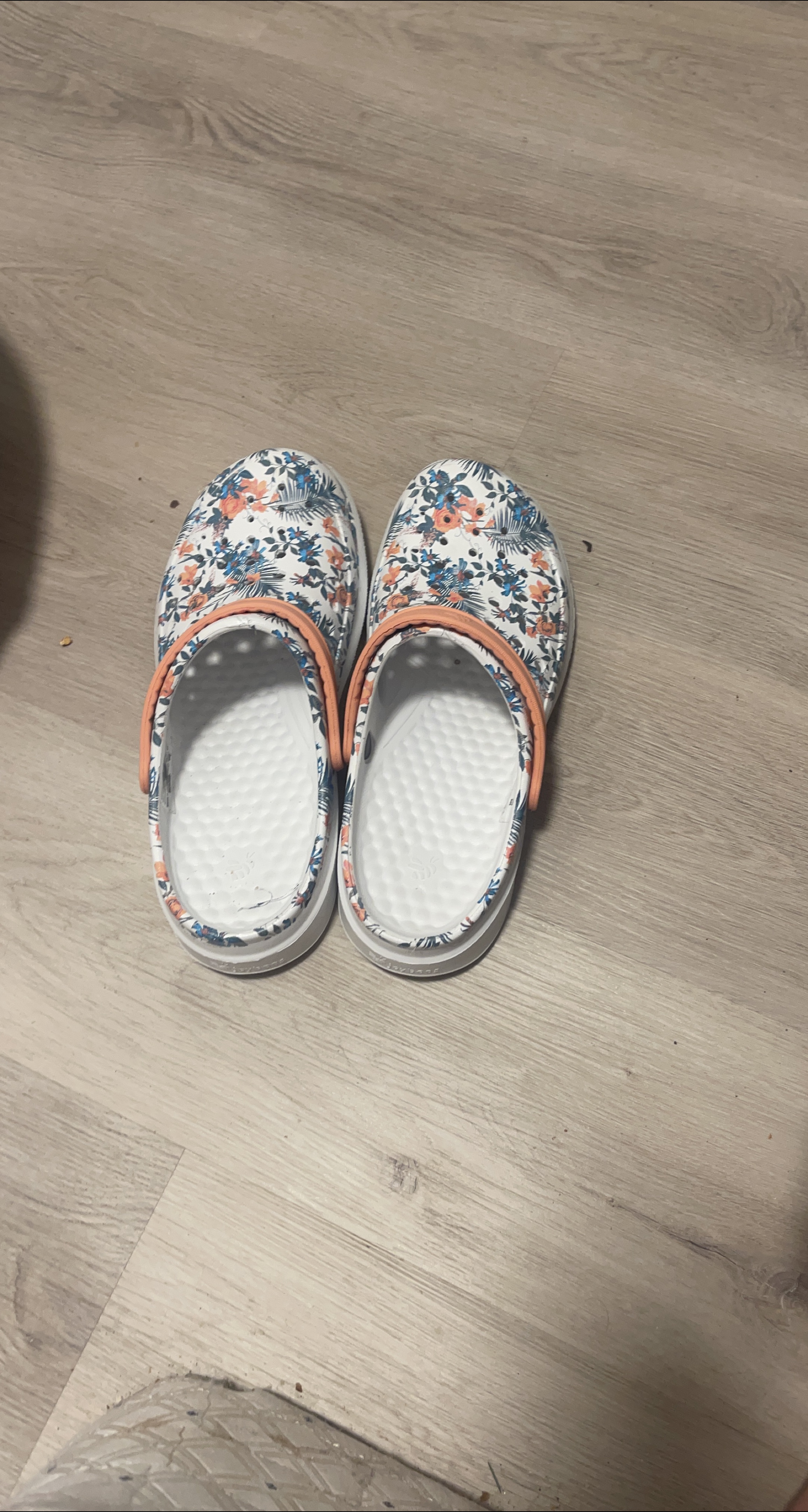 Floral Crocs thumbnail