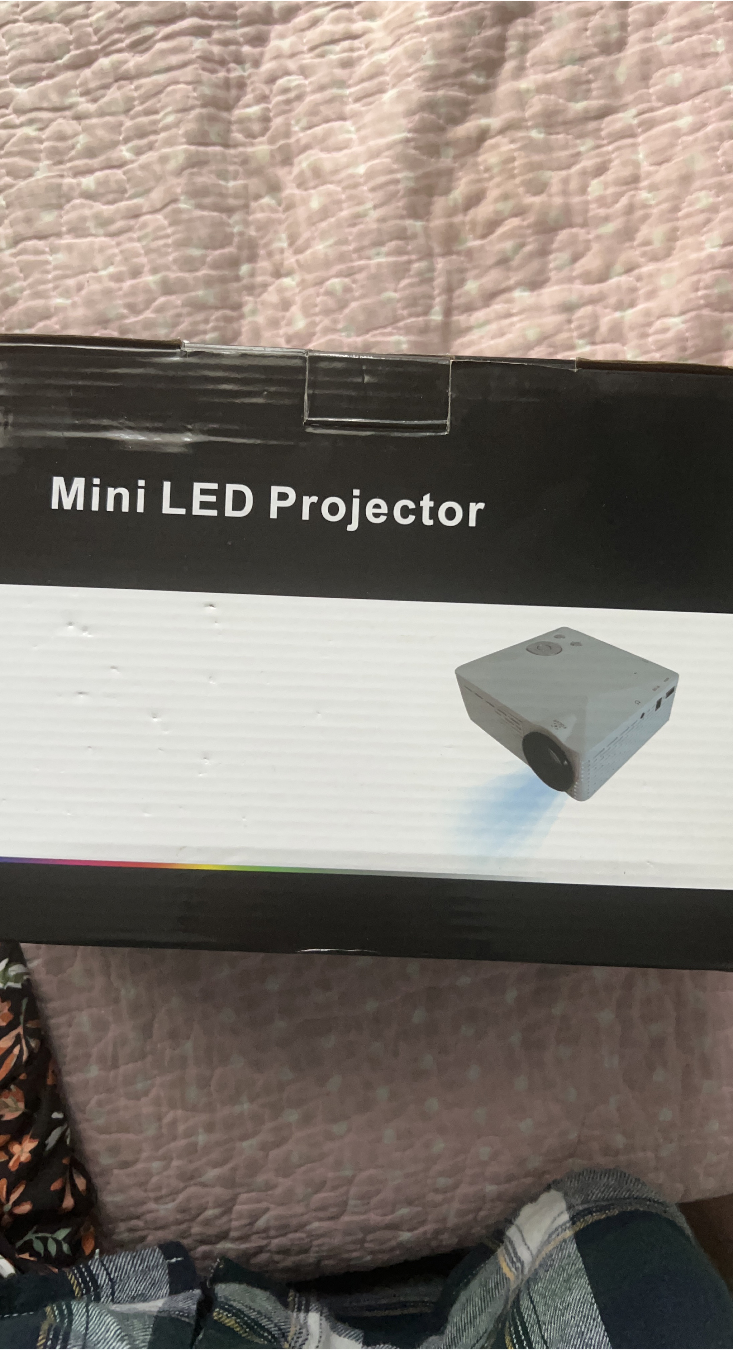Mini LED Projector thumbnail