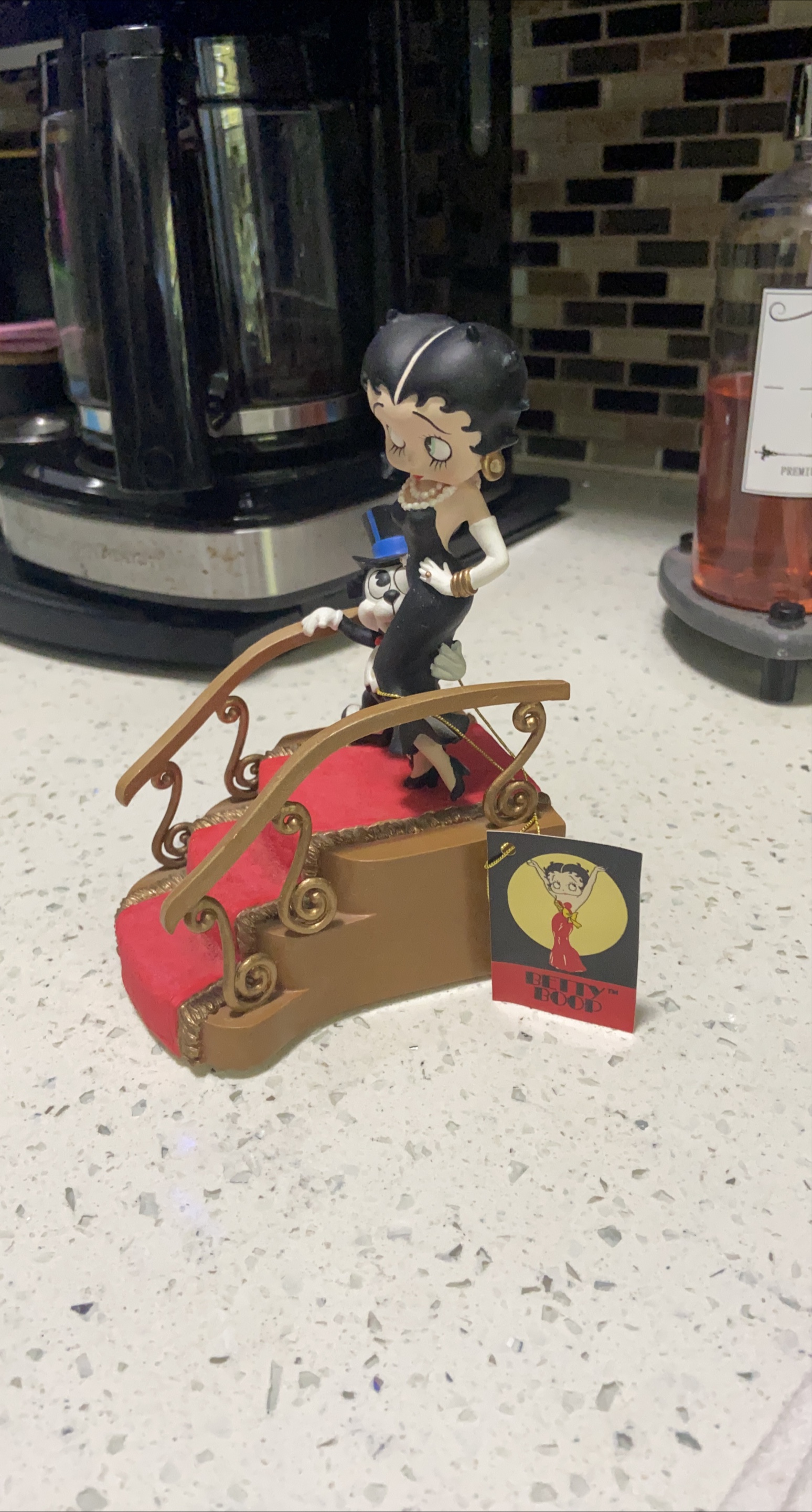 Betty Boop Figurine thumbnail