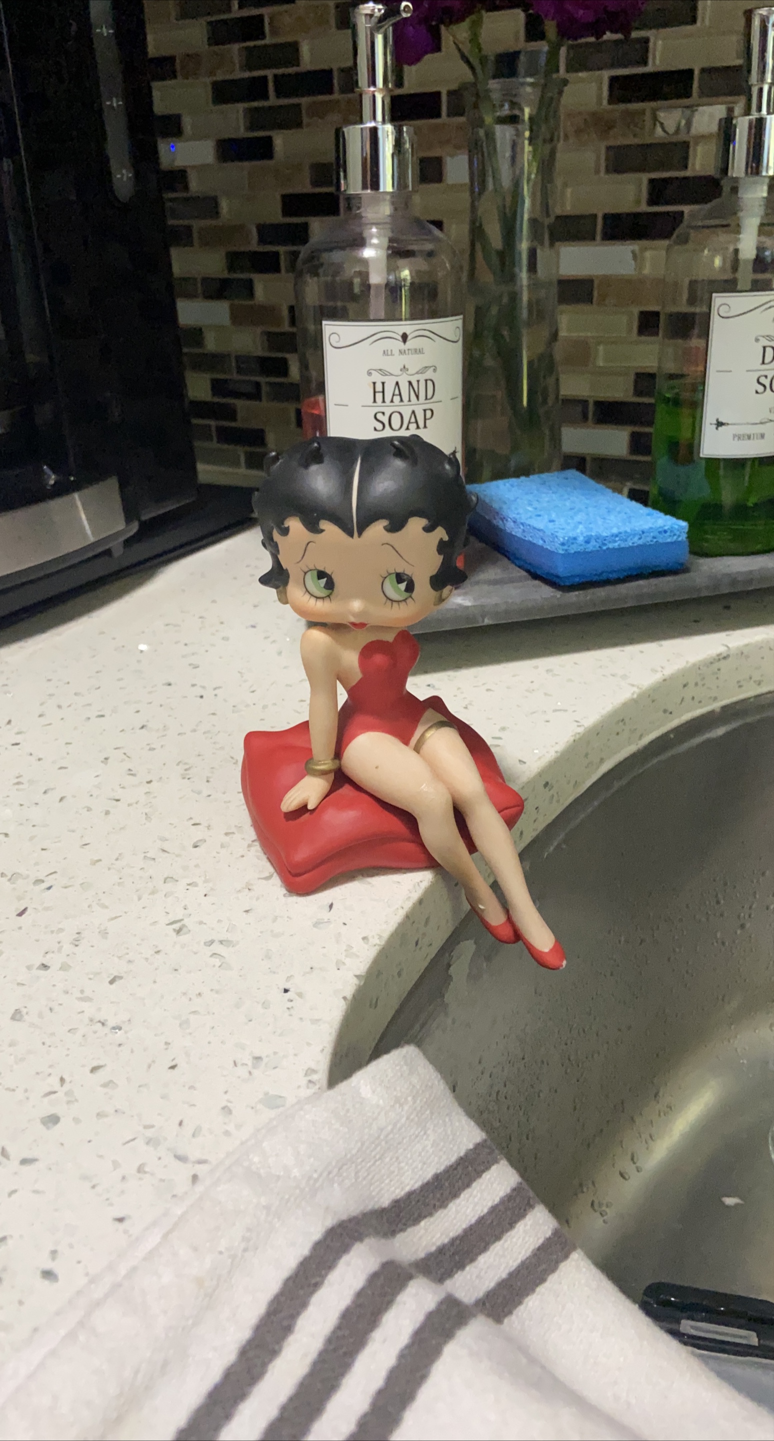 Betty Boop Figurine thumbnail