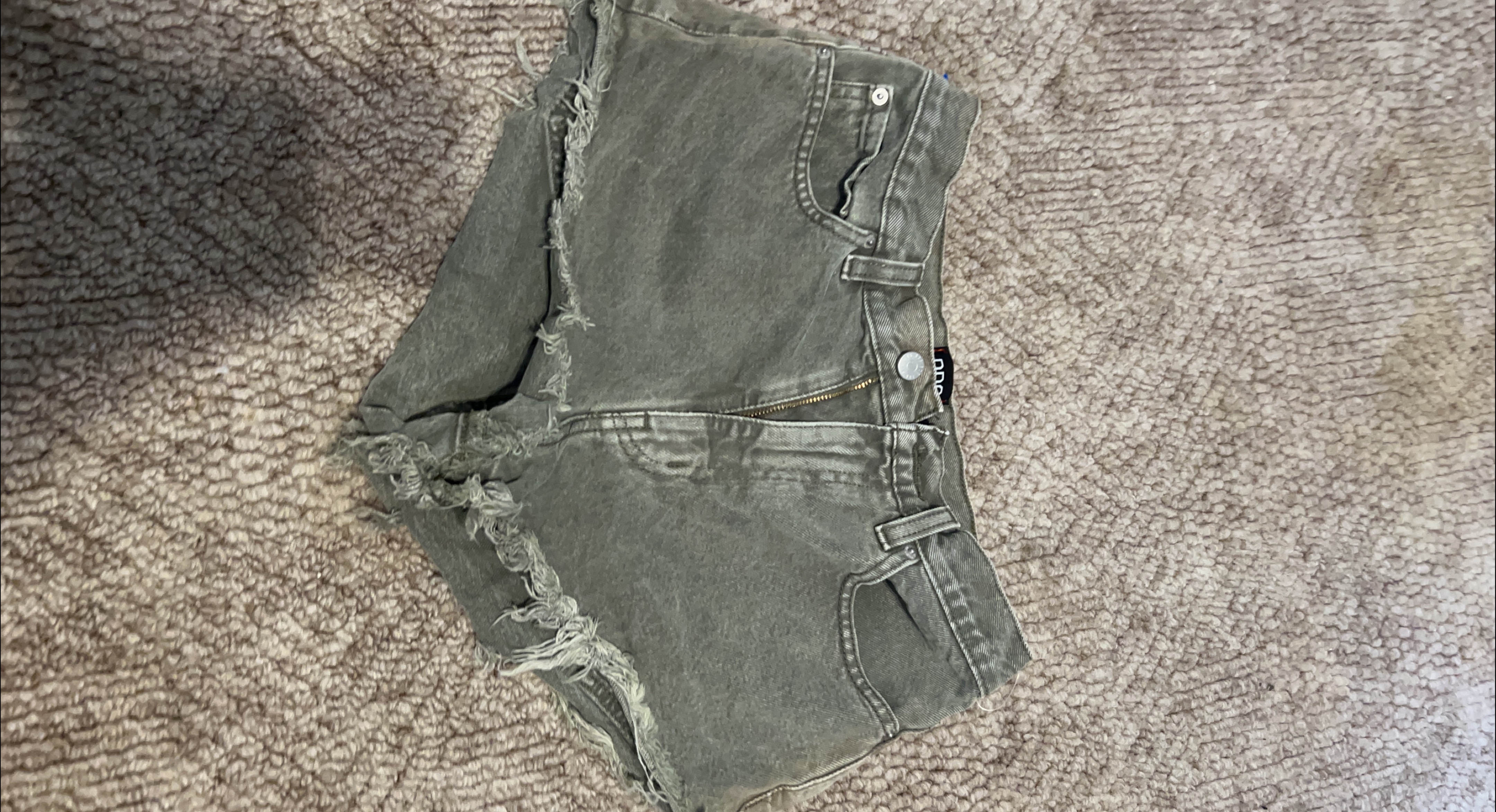 BDG Denim Shorts - army green thumbnail