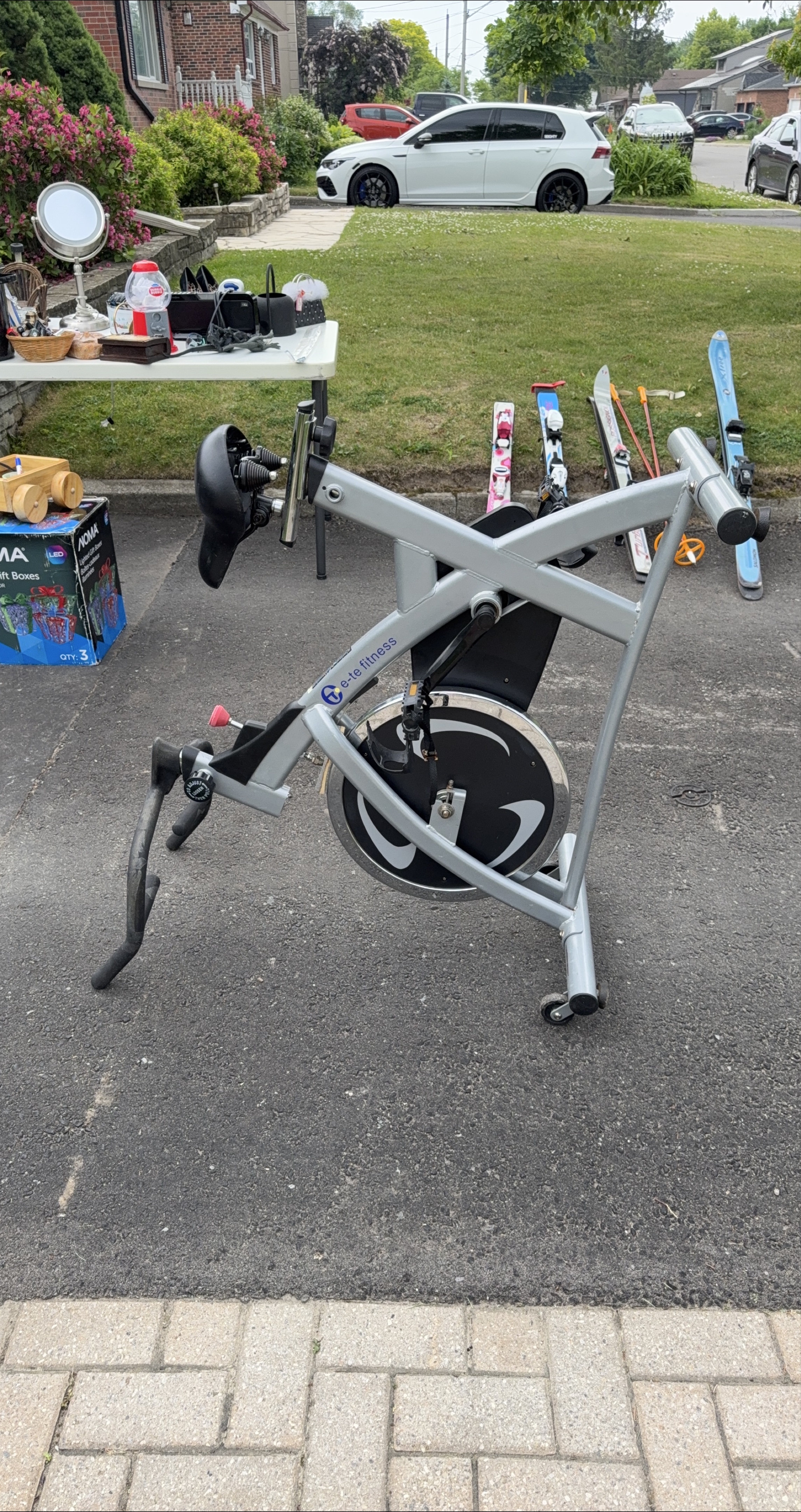 Elite Fitness Stationary Bike thumbnail