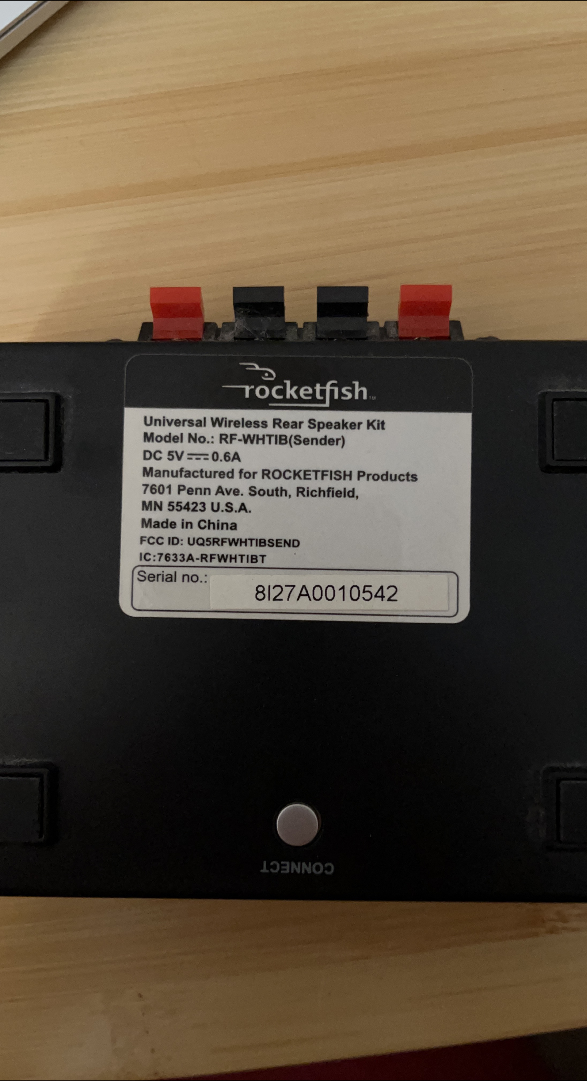 Rocketfish Universal Wireless Rear Speaker Kit RF-WHTIB thumbnail