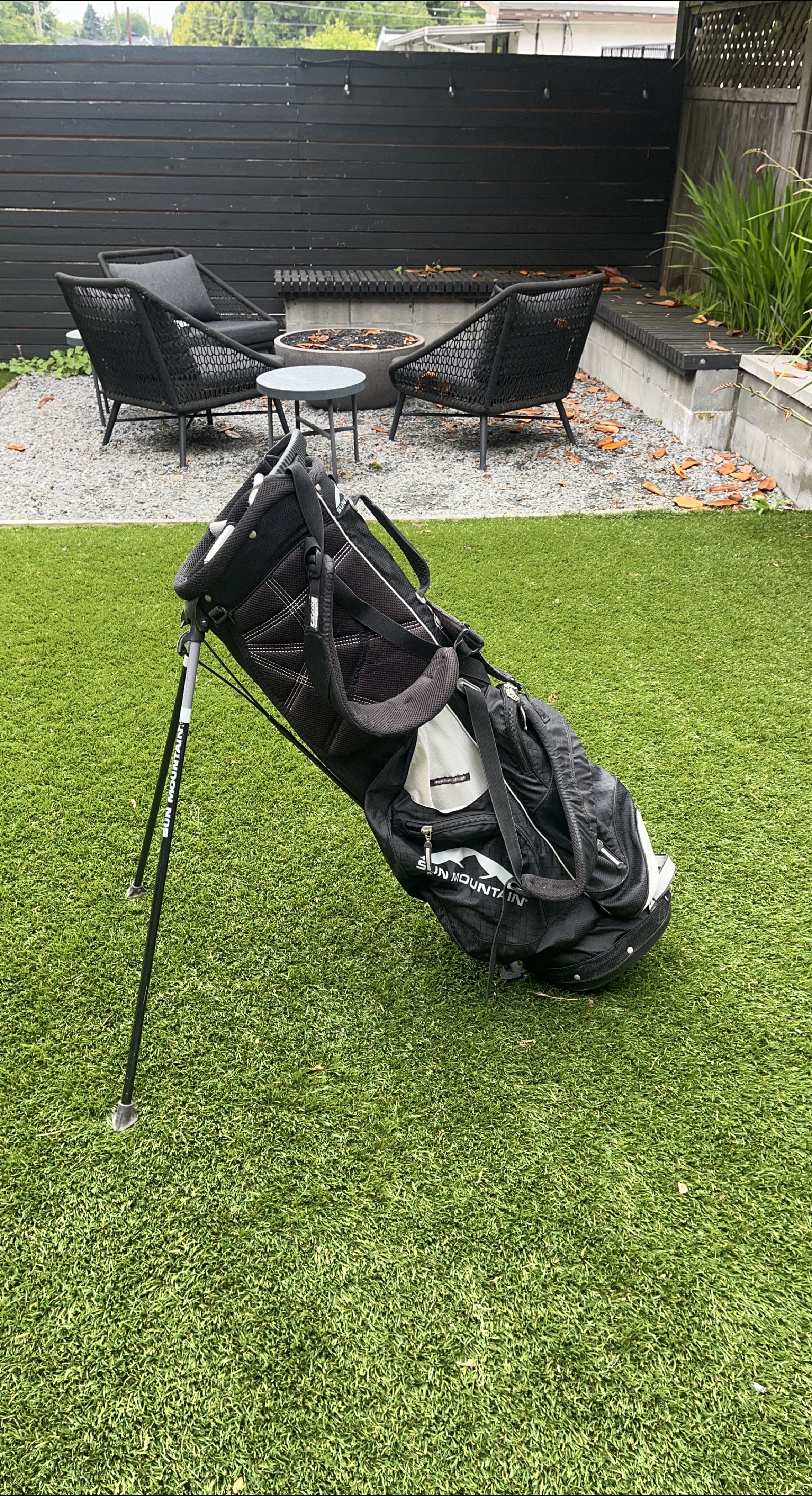 Sun Mountain Golf Bag - Black & White