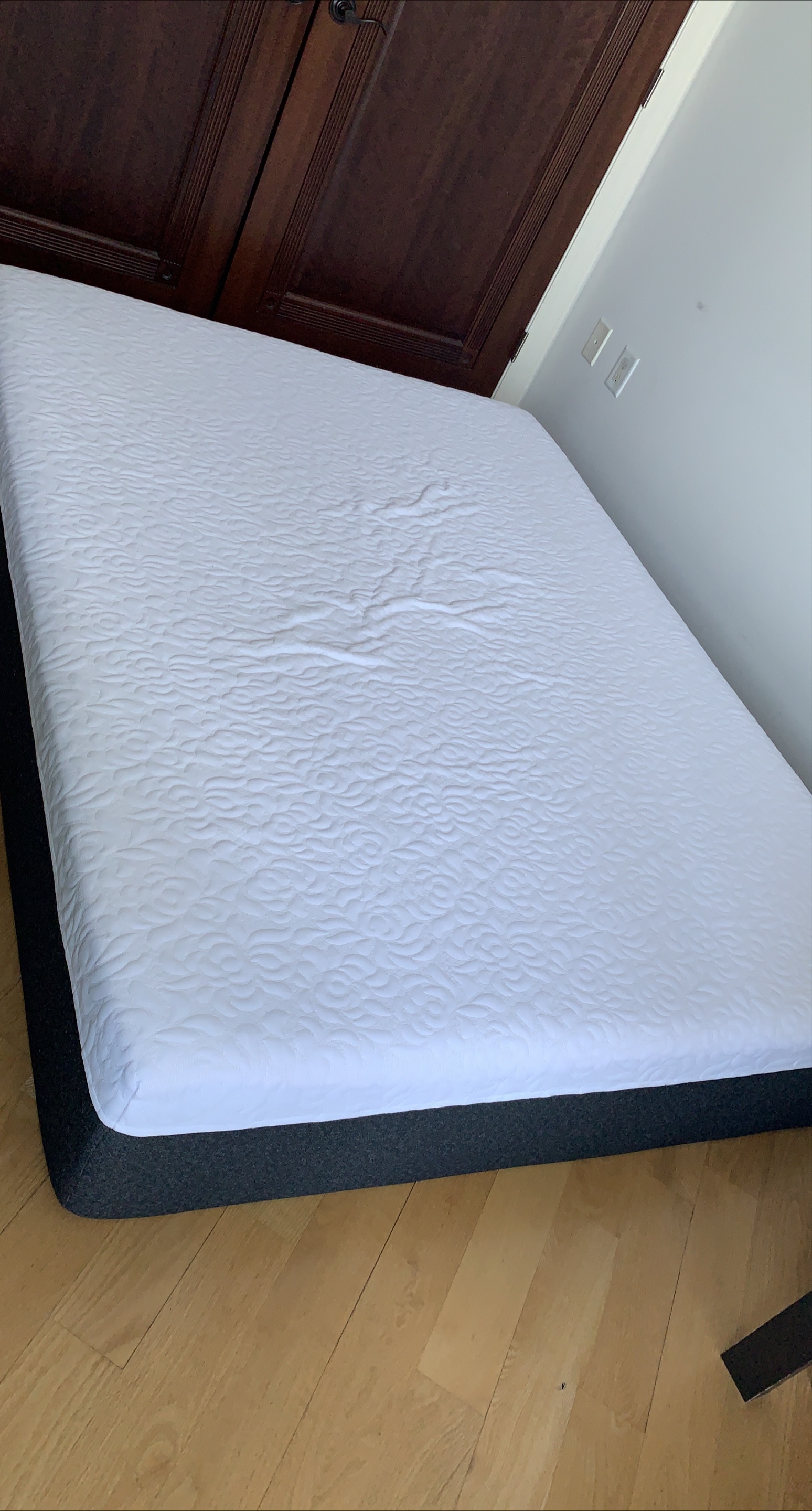 White Mattress-Queen size