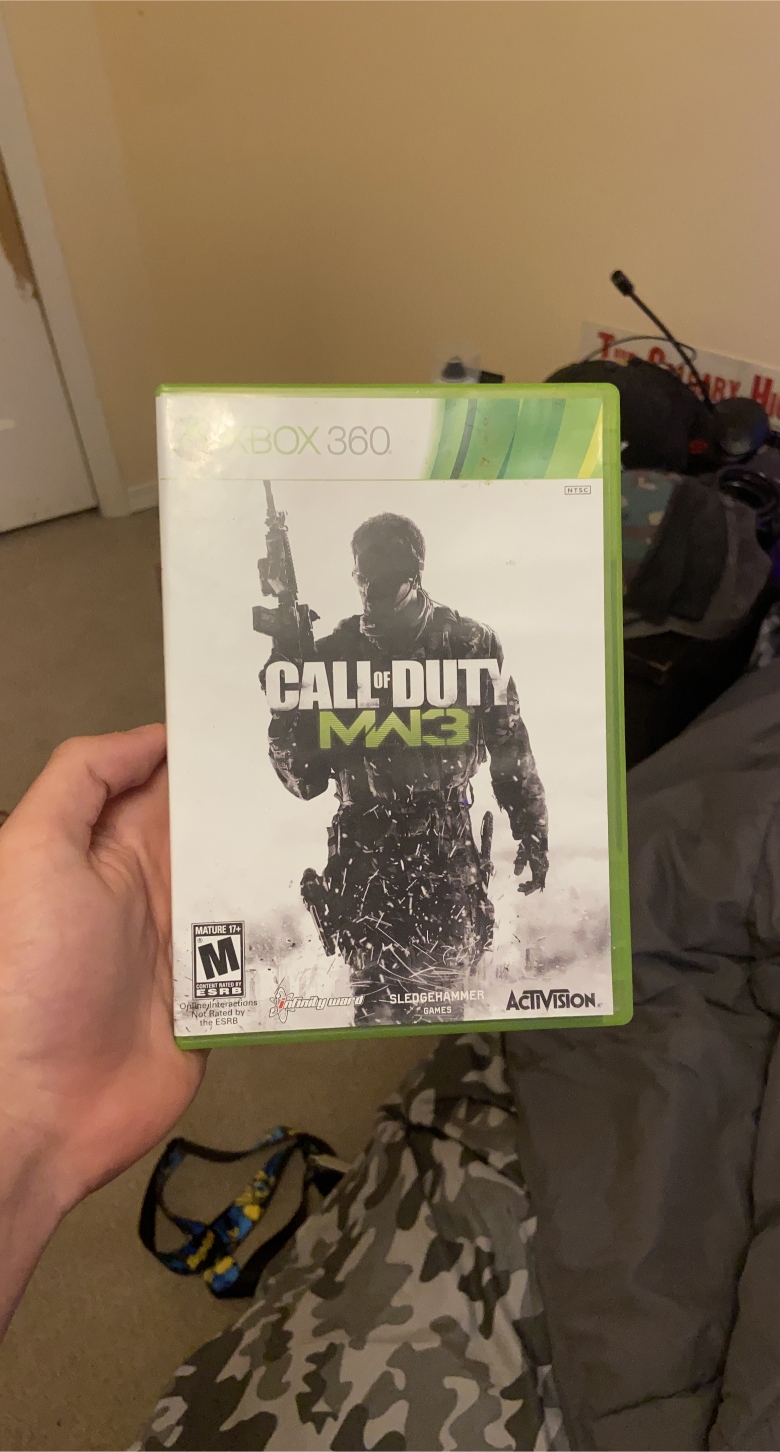 Call of Duty MW3 video game disc (Xbox 360)