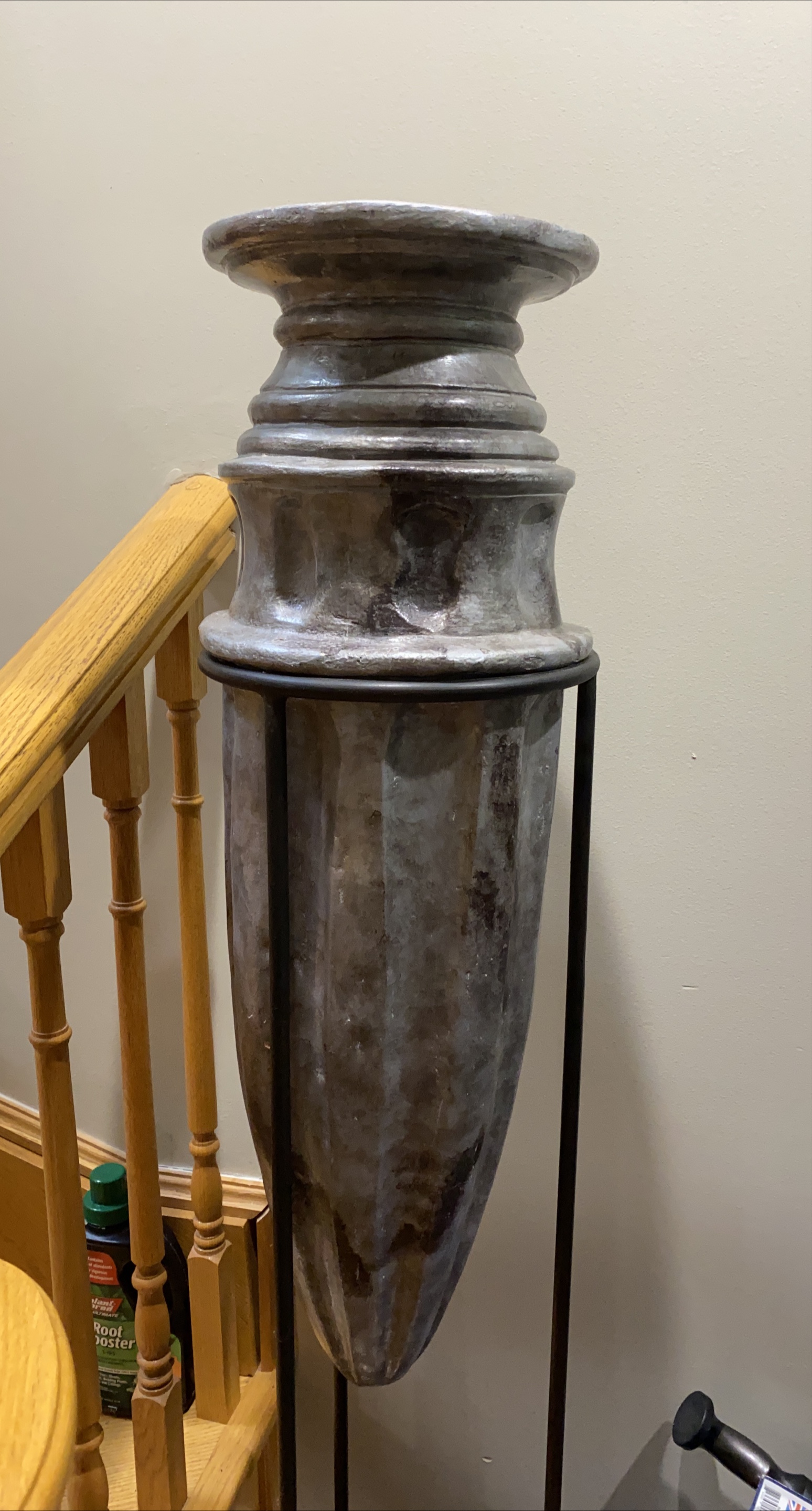 🧡 Large Vintage Bullet Vase/Planter by Lam Lee Group? thumbnail