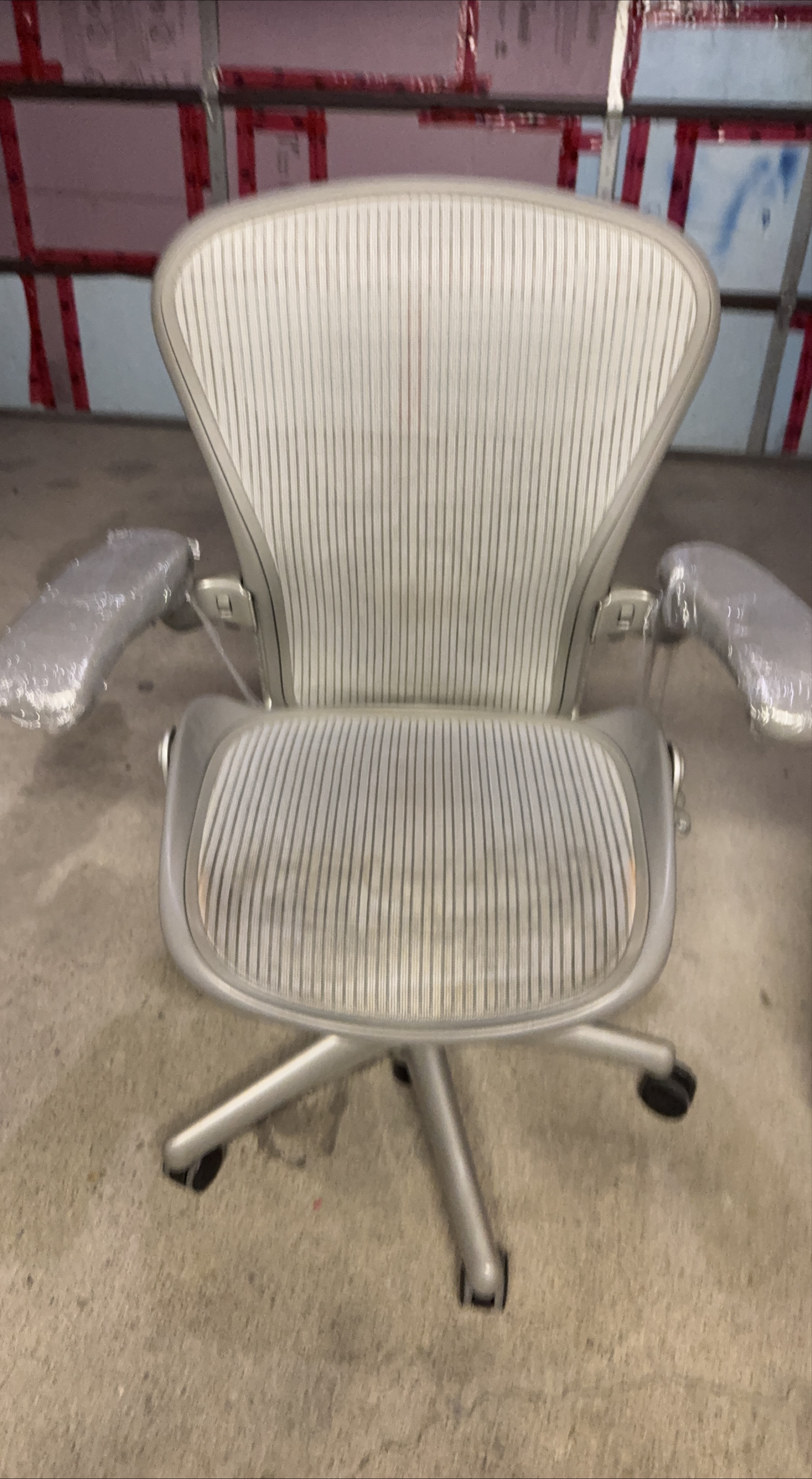 Herman Miller Aeron Chair - Silver thumbnail