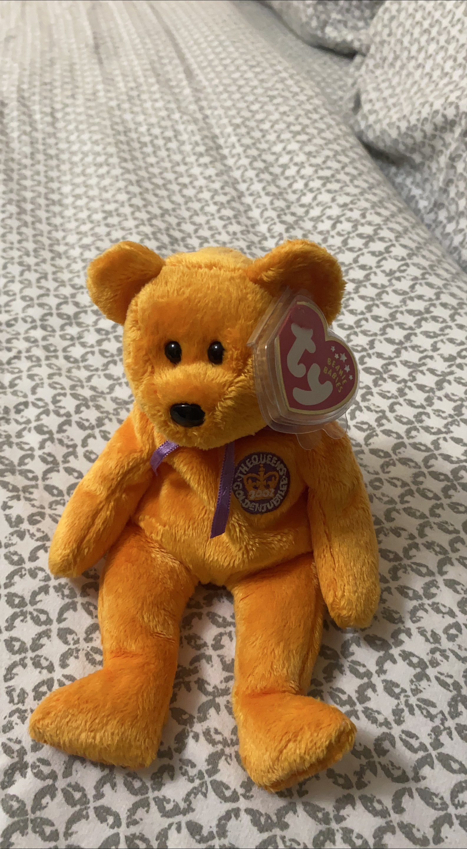 Ty Beanie Baby - The Queen's Golden Jubilee Bear thumbnail