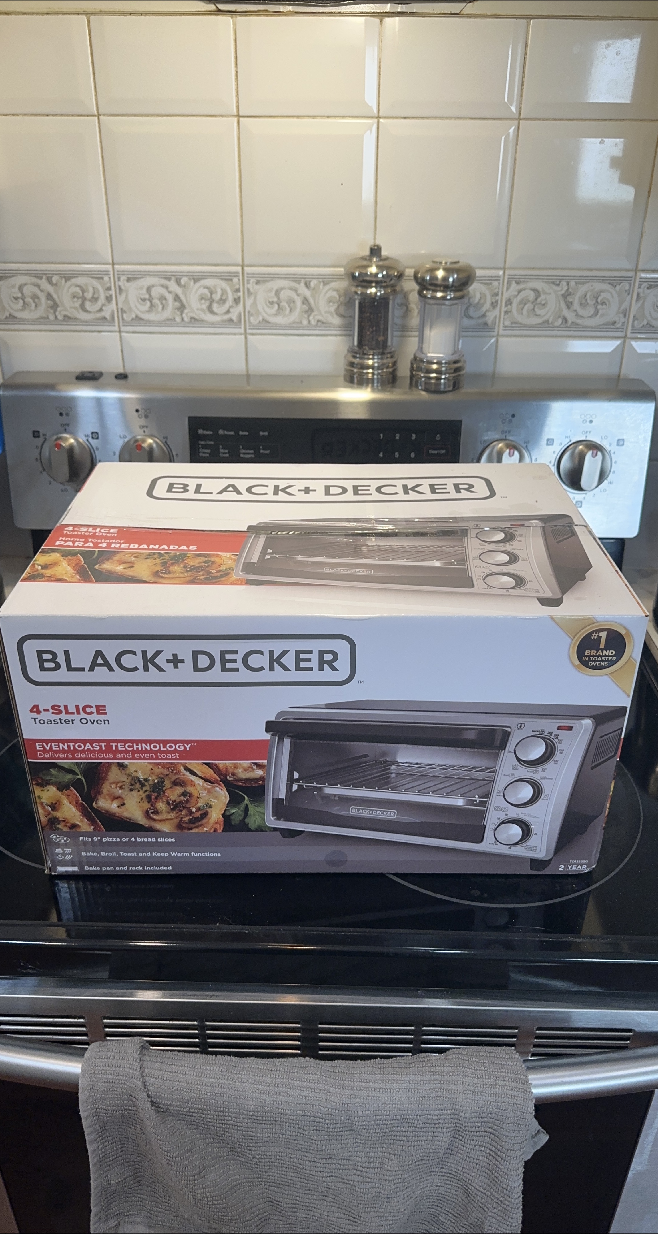 BLACK+DECKER 4-Slice Toaster Oven - New in Box