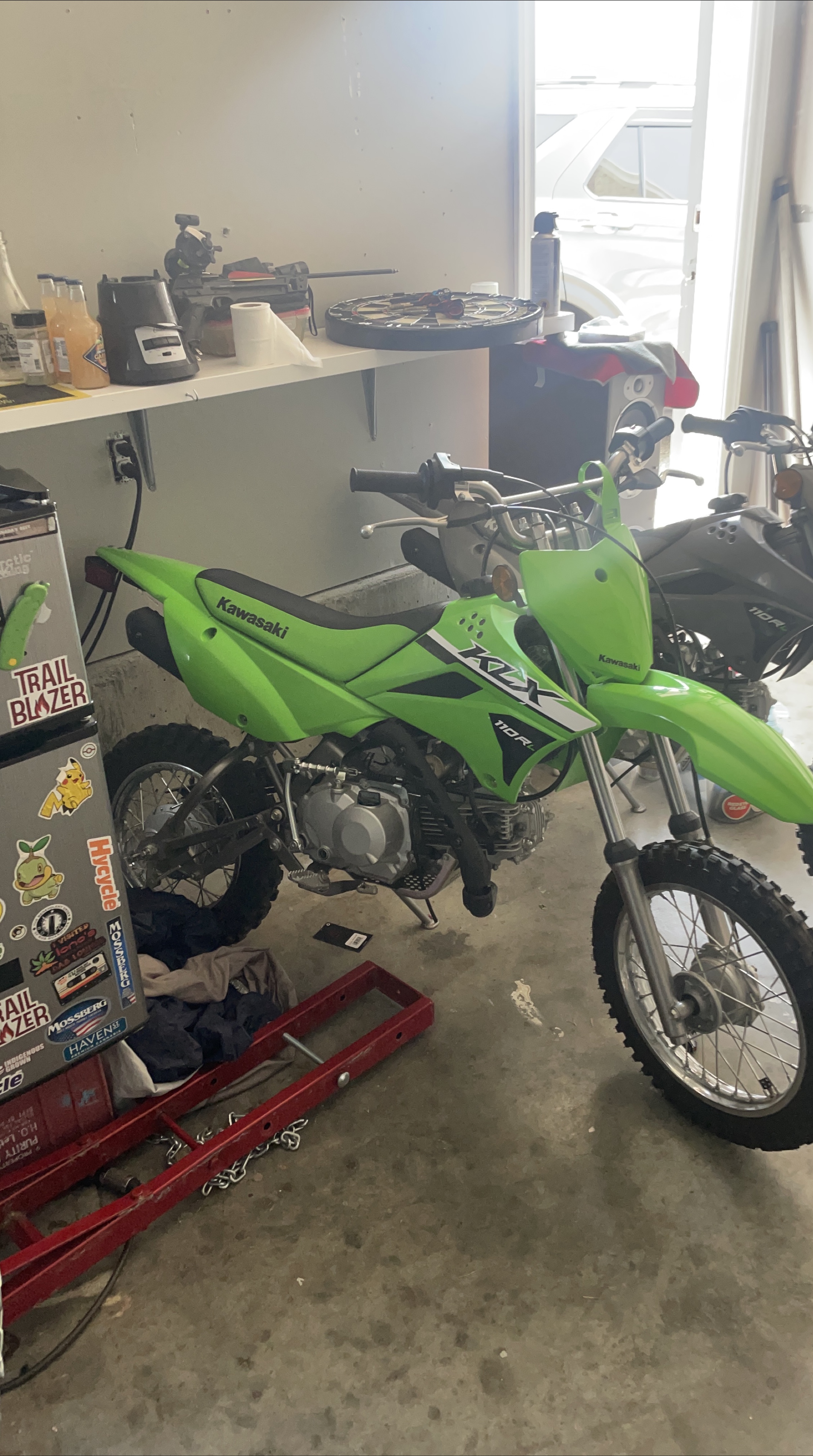 Kawasaki KLX 110R Dirt Bike thumbnail