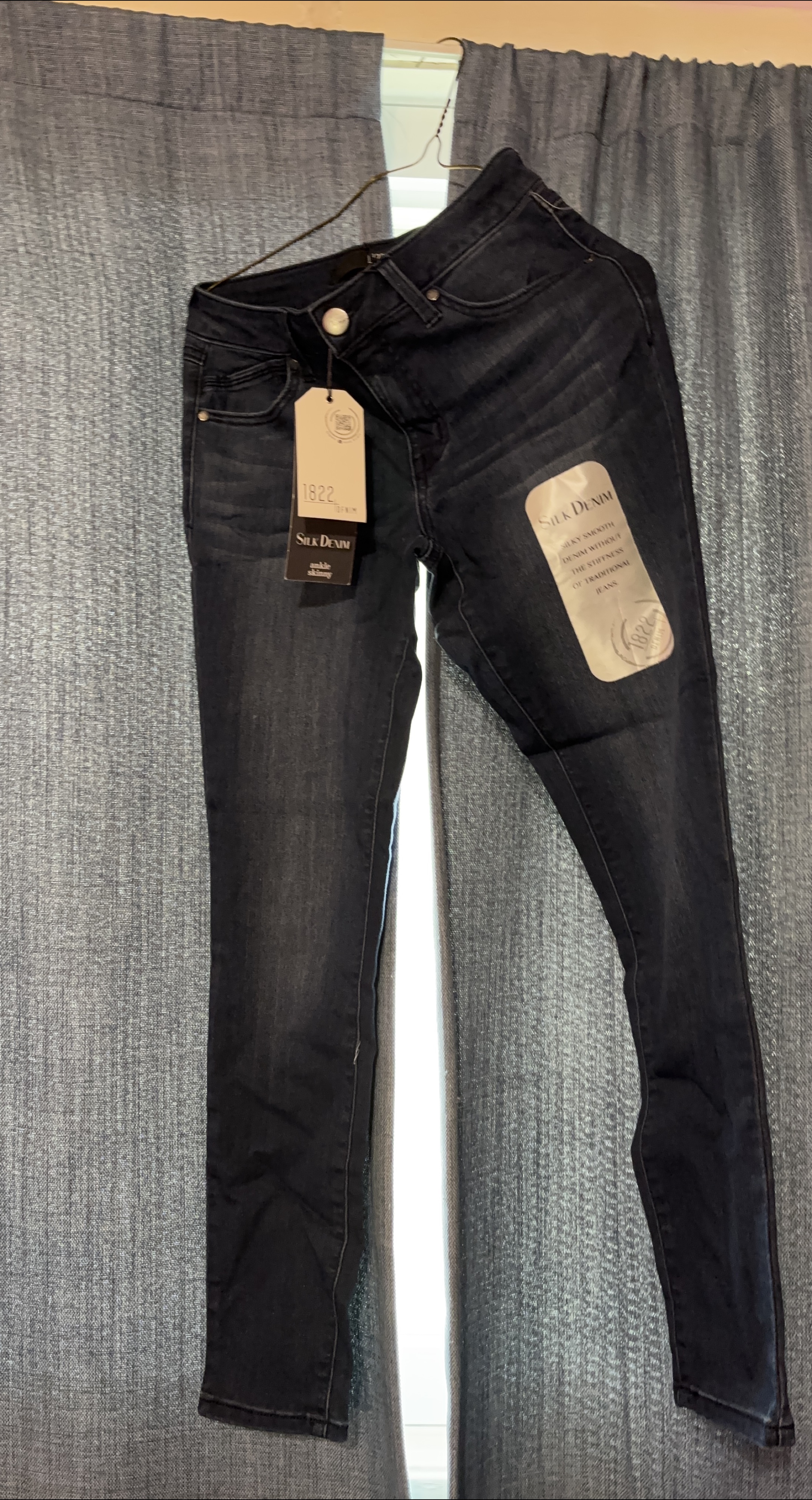 1822 Denim Silk Denim Ankle Skinny Jeans thumbnail