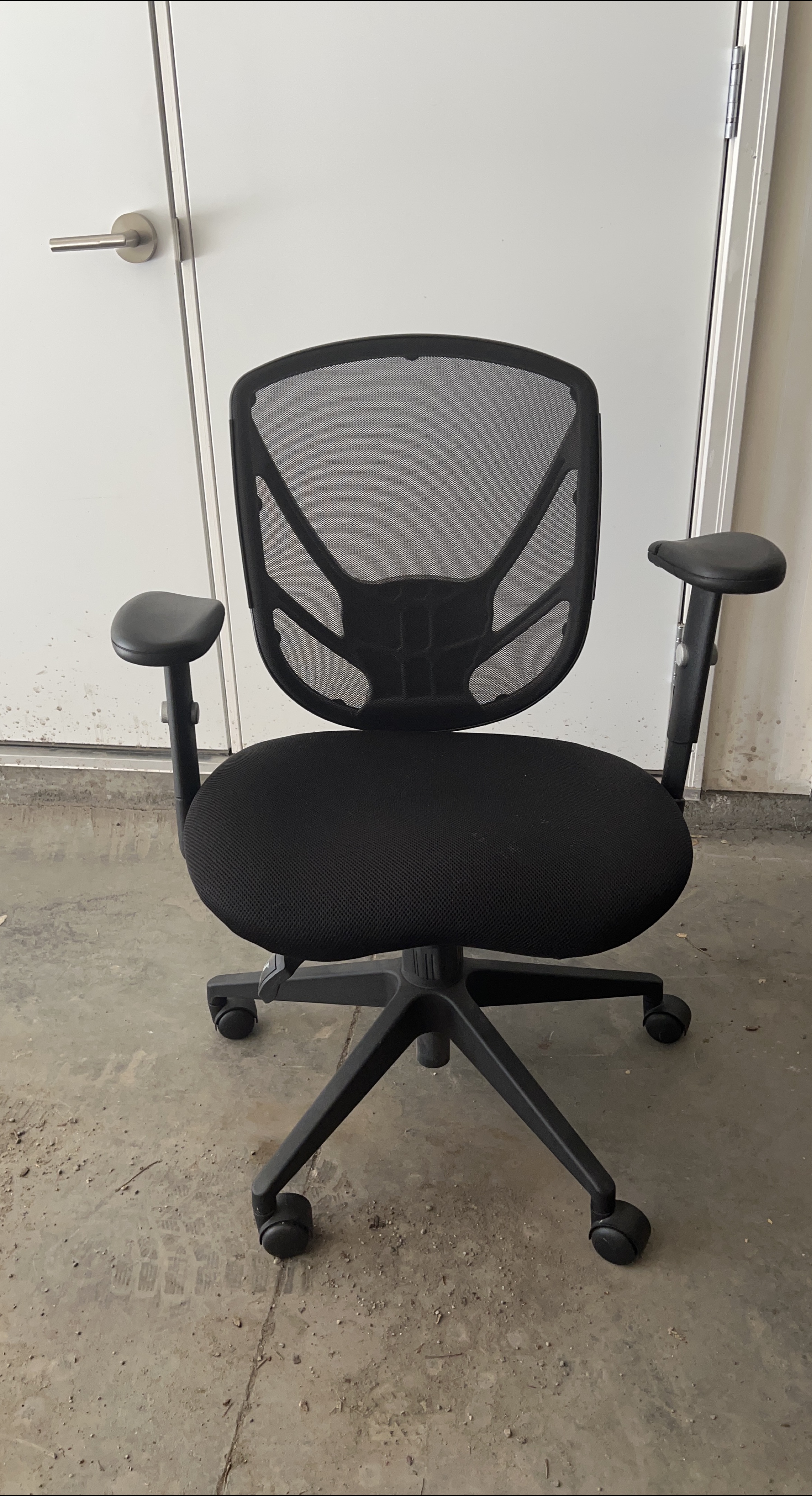 Black Office Chair thumbnail