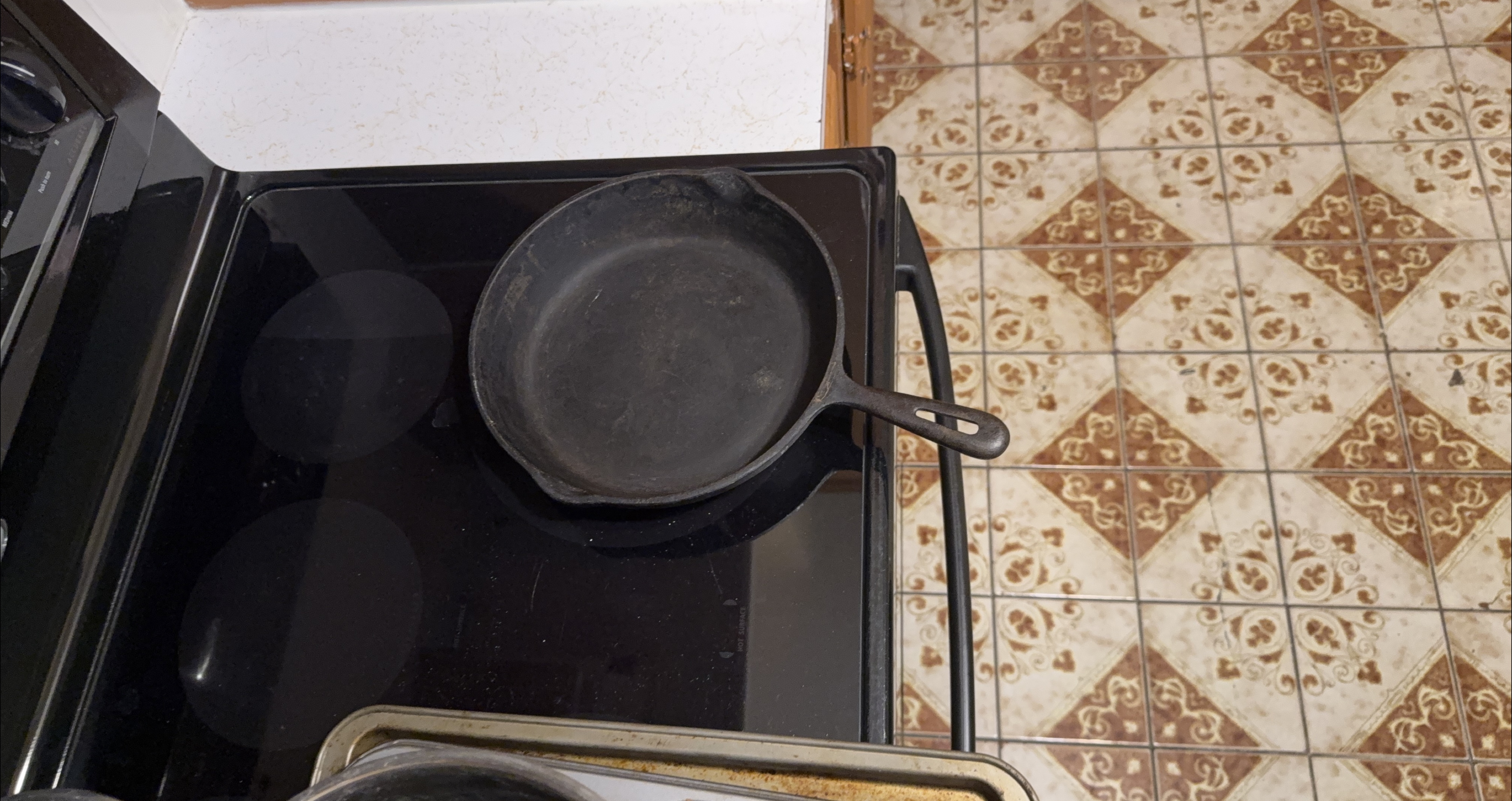 2 Cast Iron Skillets thumbnail