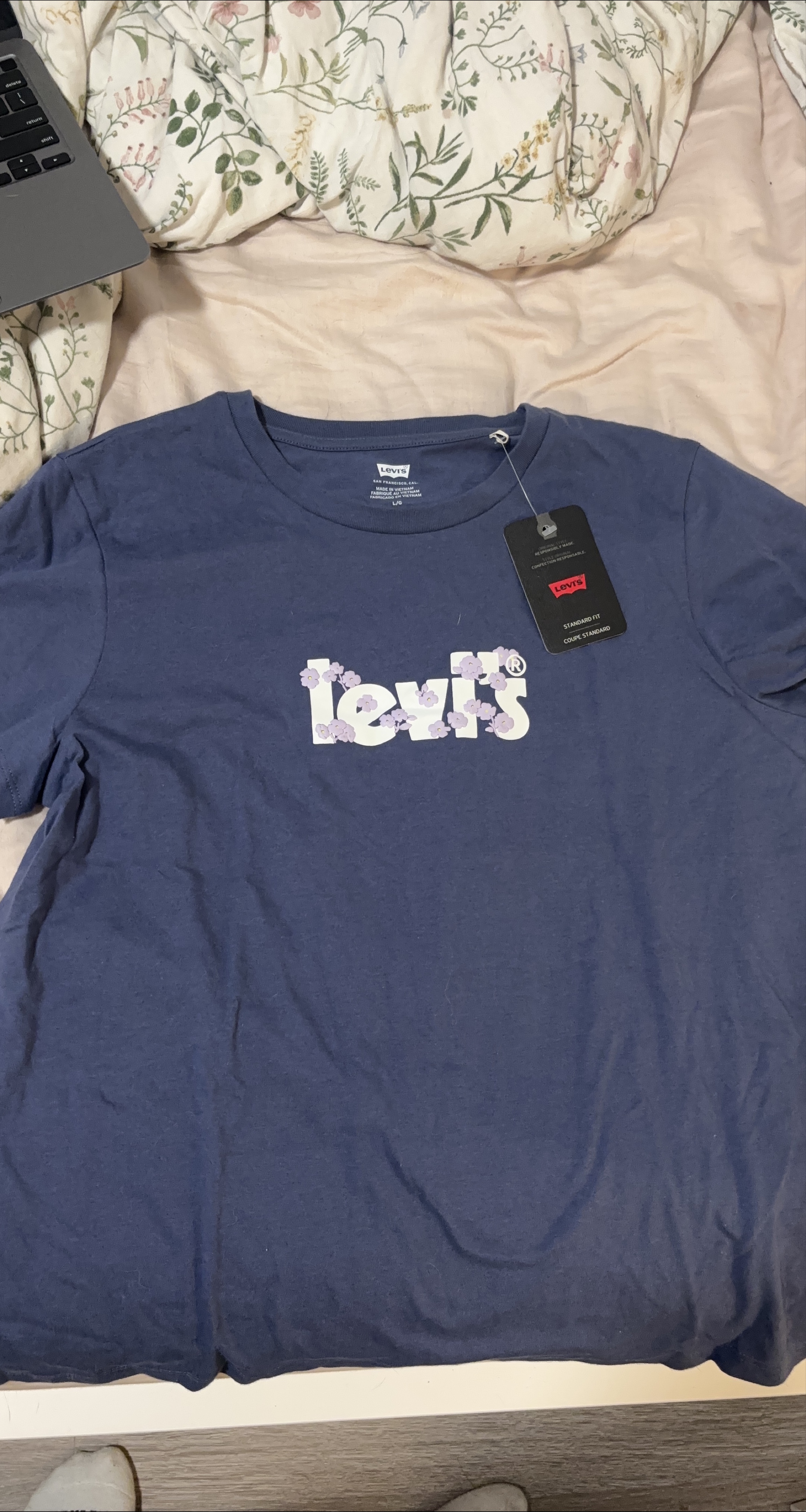 Levi's Blue Floral Logo T-Shirt - Size L/G thumbnail