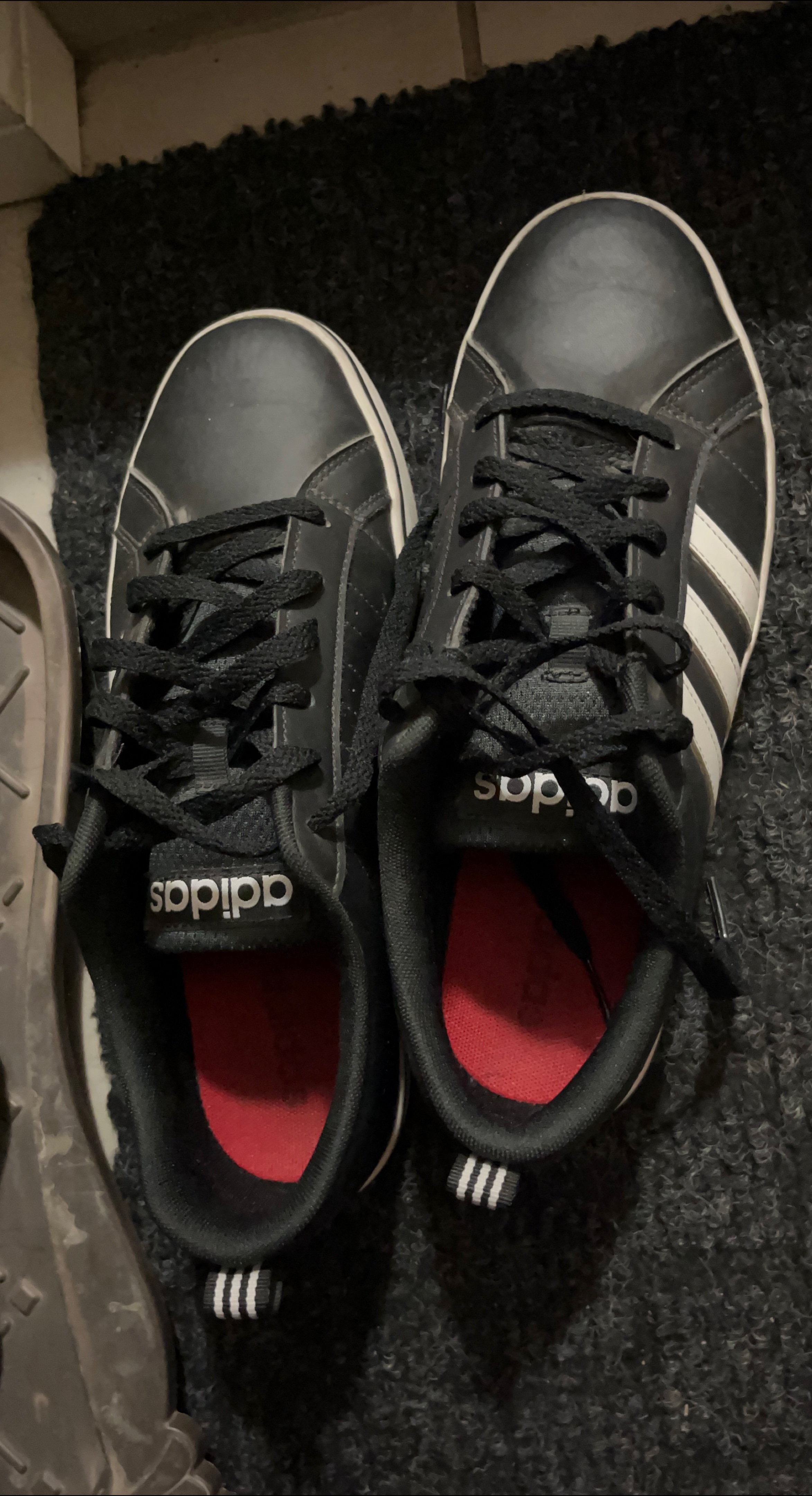 Adidas VS Pace Black & White Sneakers thumbnail