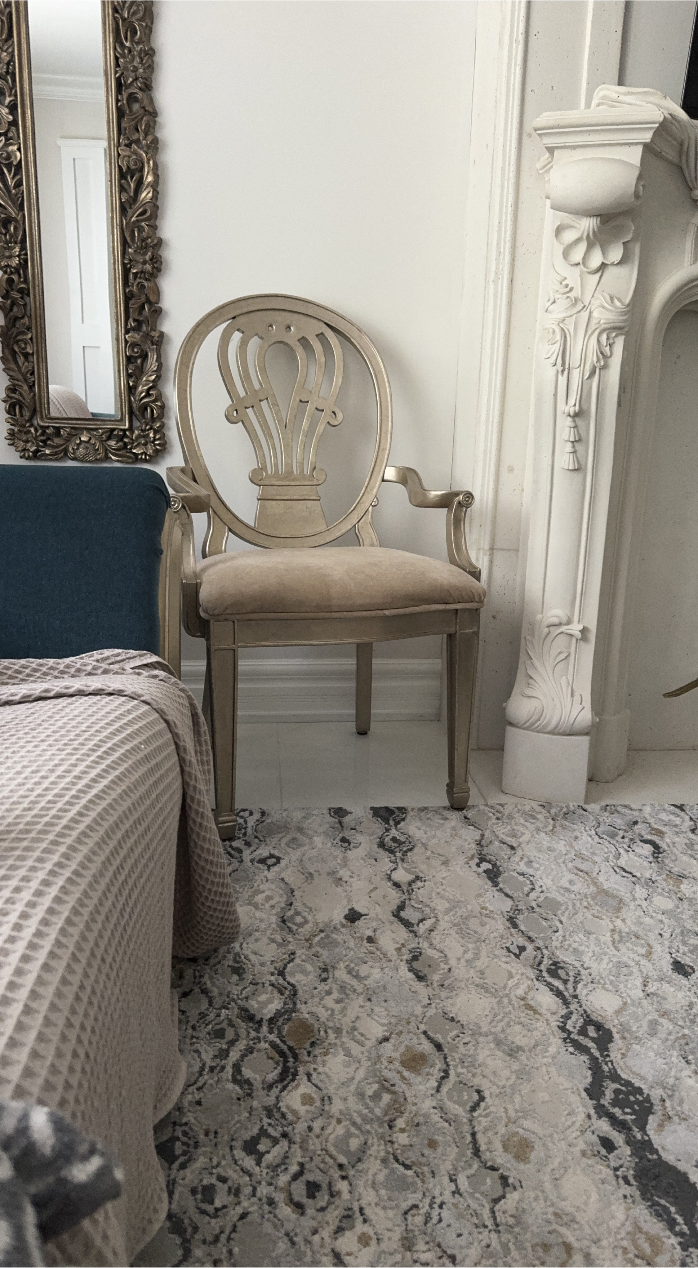 4 Upholstered Seat each $80