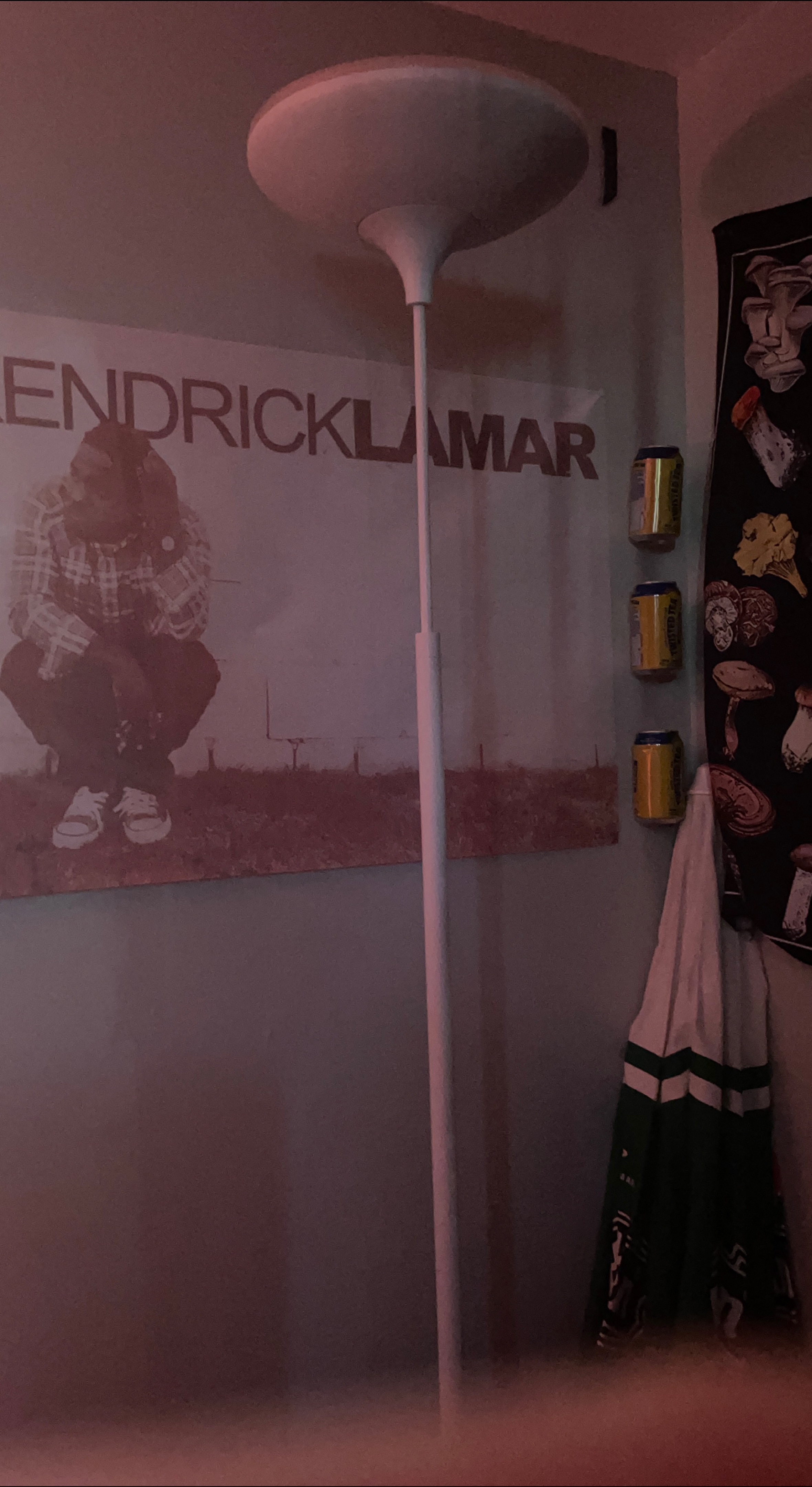 White floor lamp thumbnail