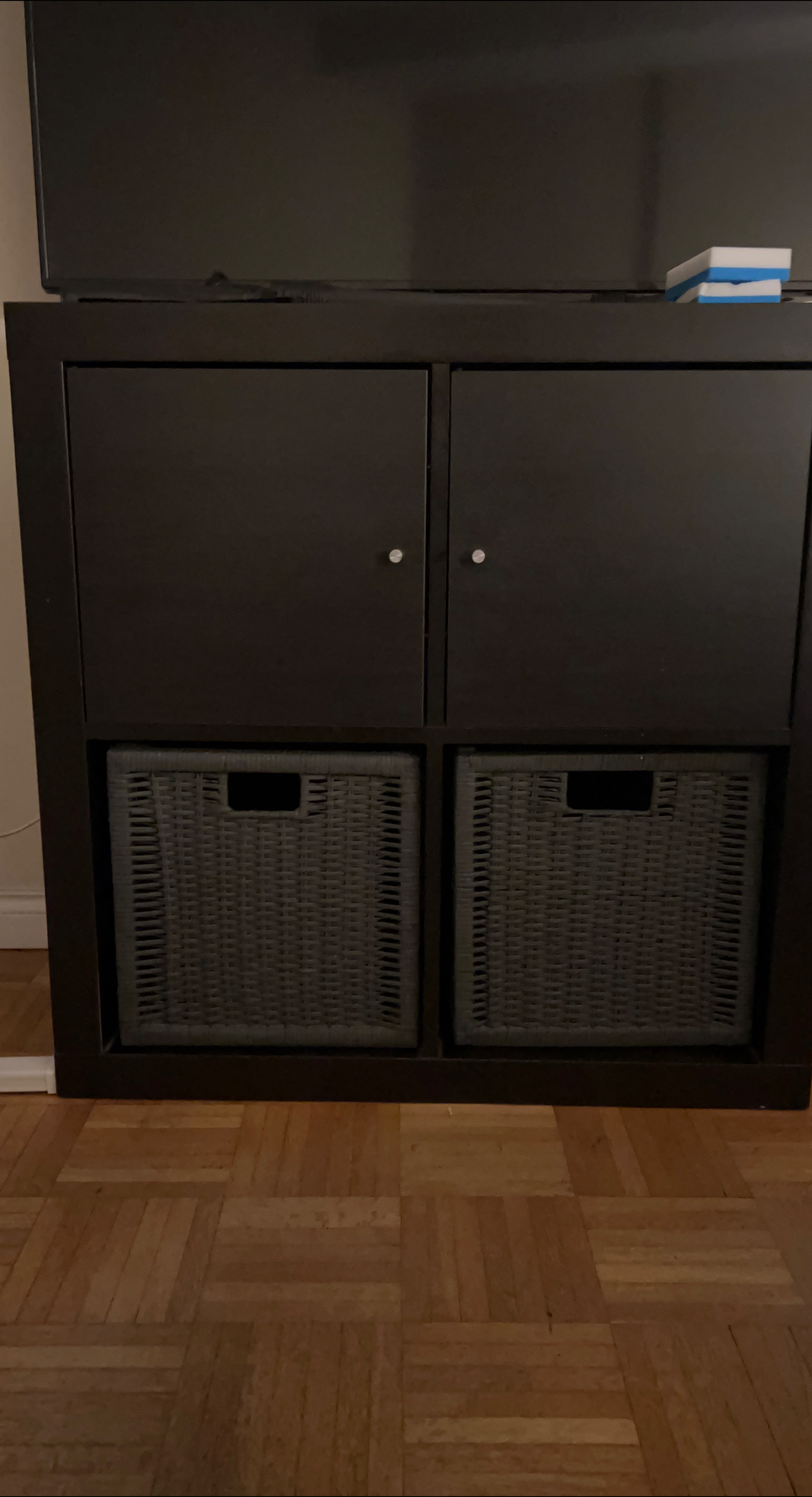 Ikea Kallax Shelf Unit with Baskets thumbnail