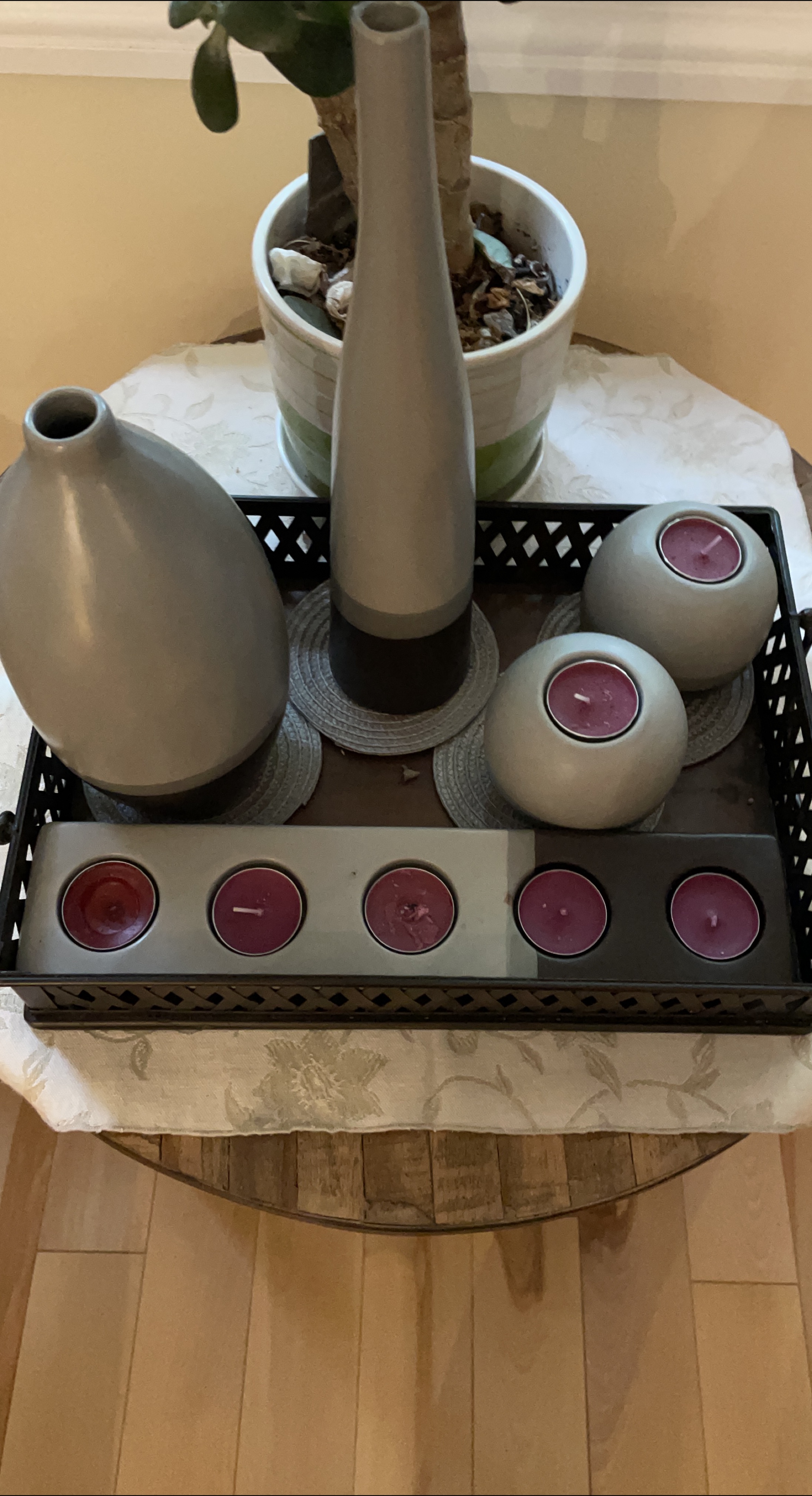 Decorative Candle Holder Set thumbnail