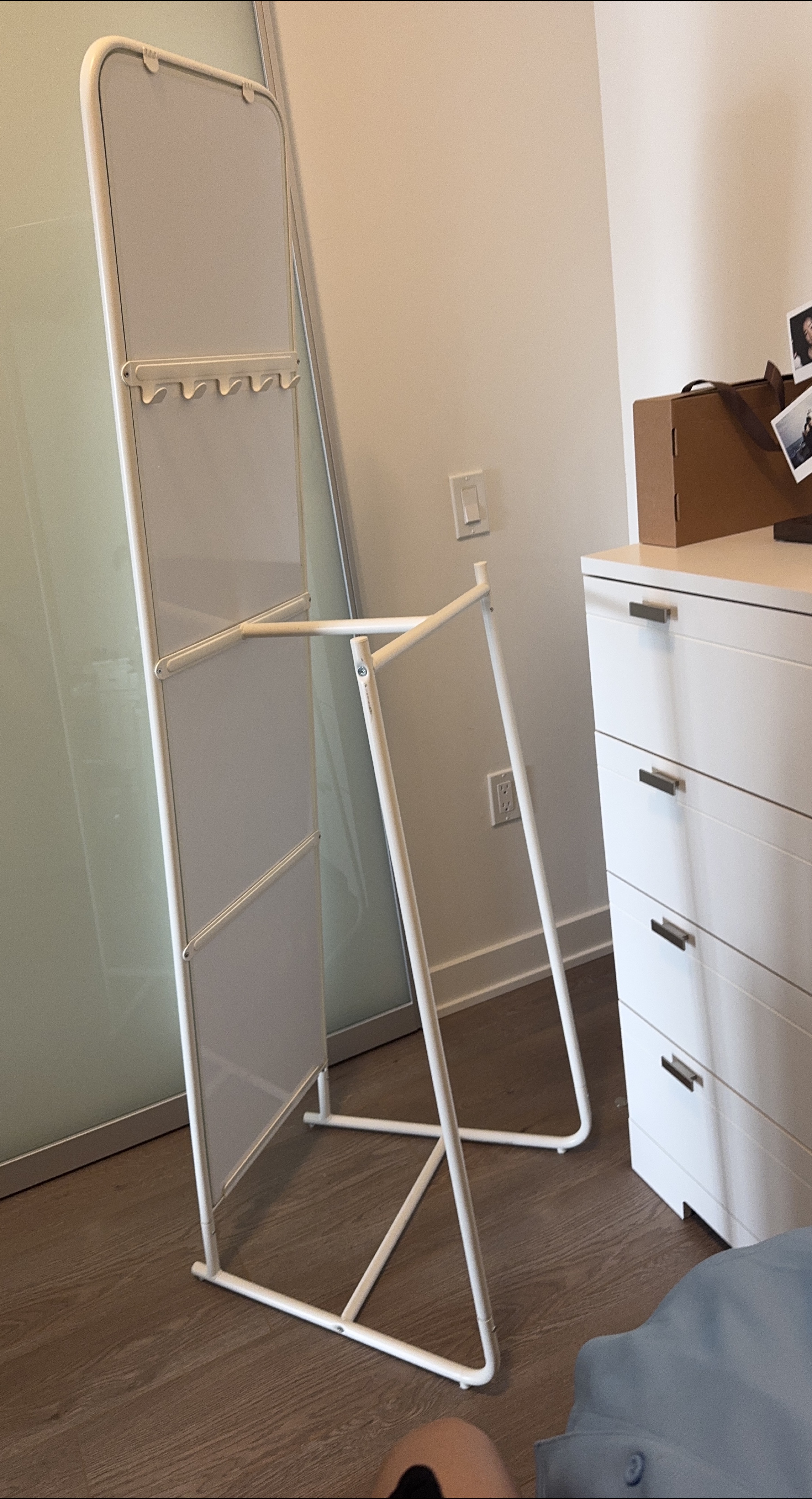 IKEA Knapper Standing Mirror image indicator(2)