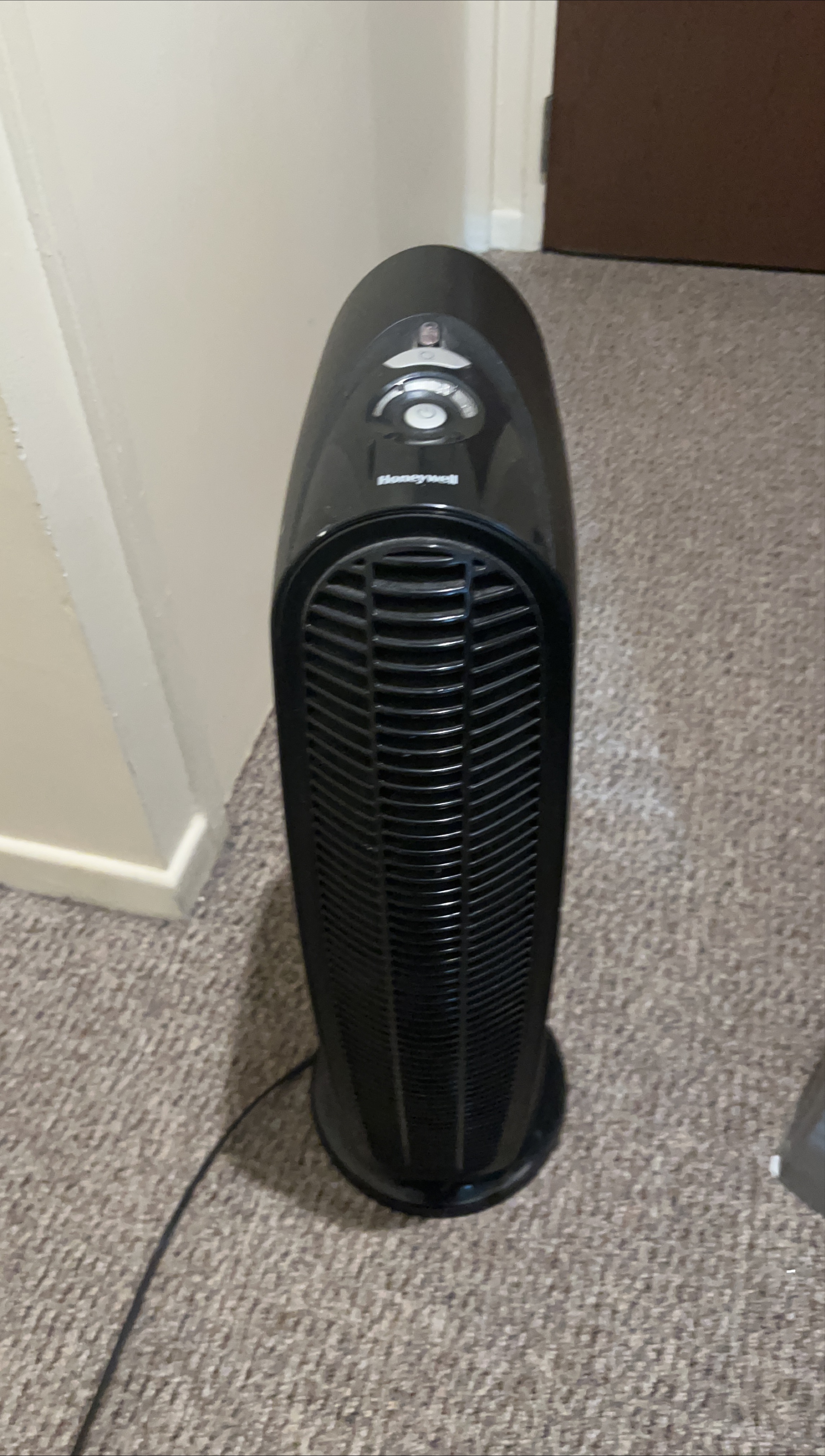Honeywell Air Purifier Tower Black thumbnail