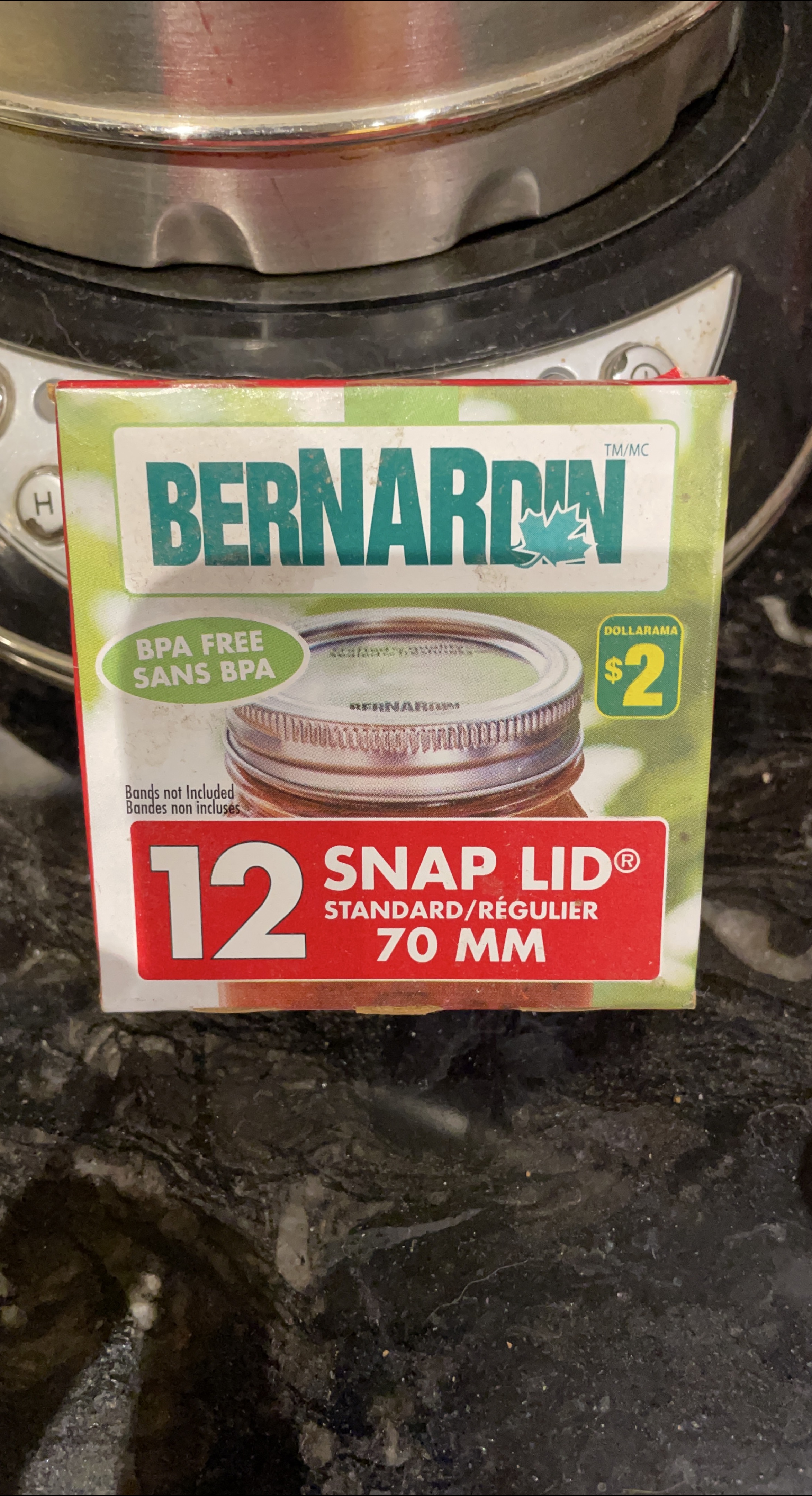 Bernardin 12 Snap Lids - 70 mm #freecycle thumbnail