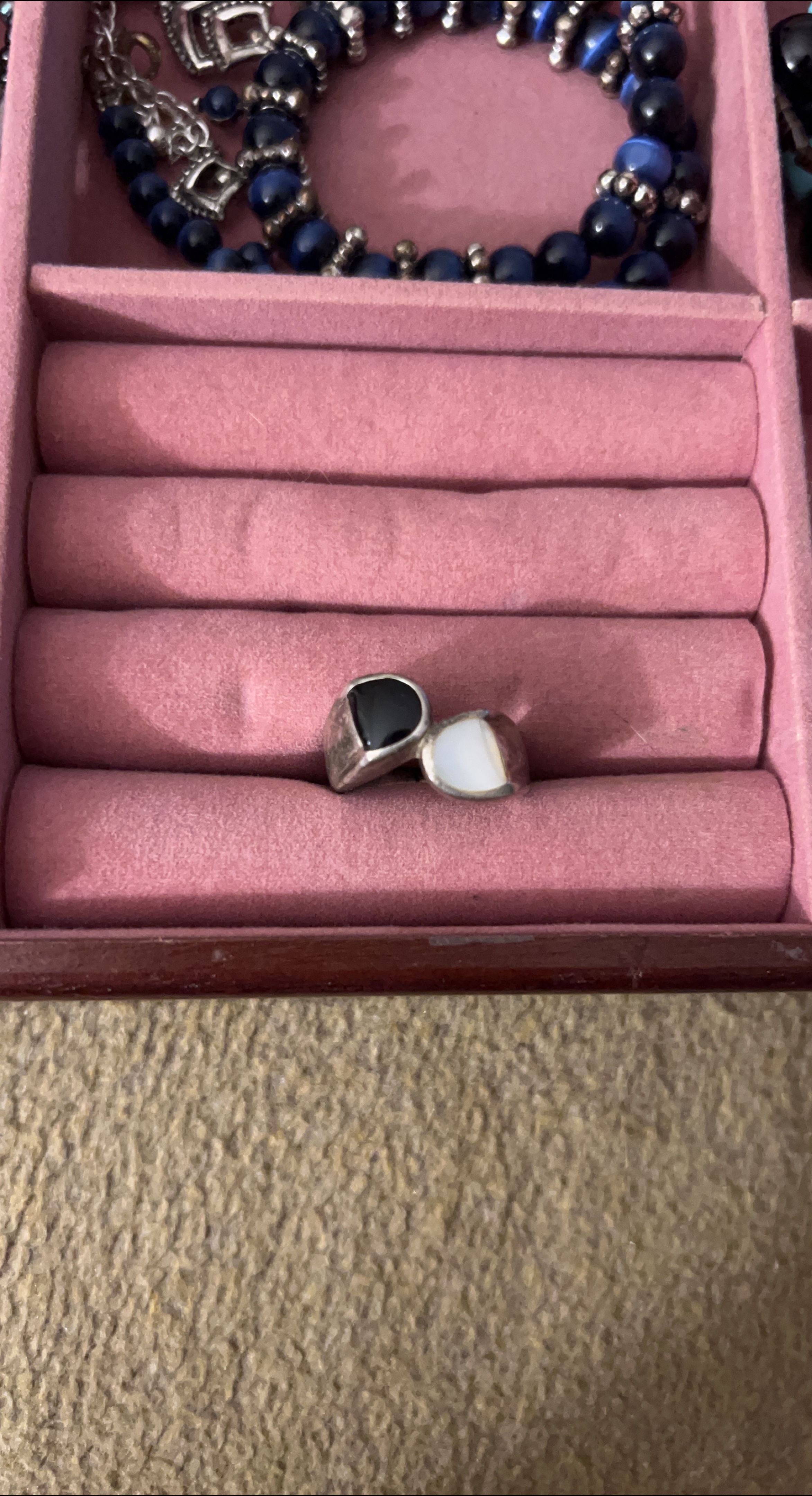 Silver Ring with Black & White Stone thumbnail