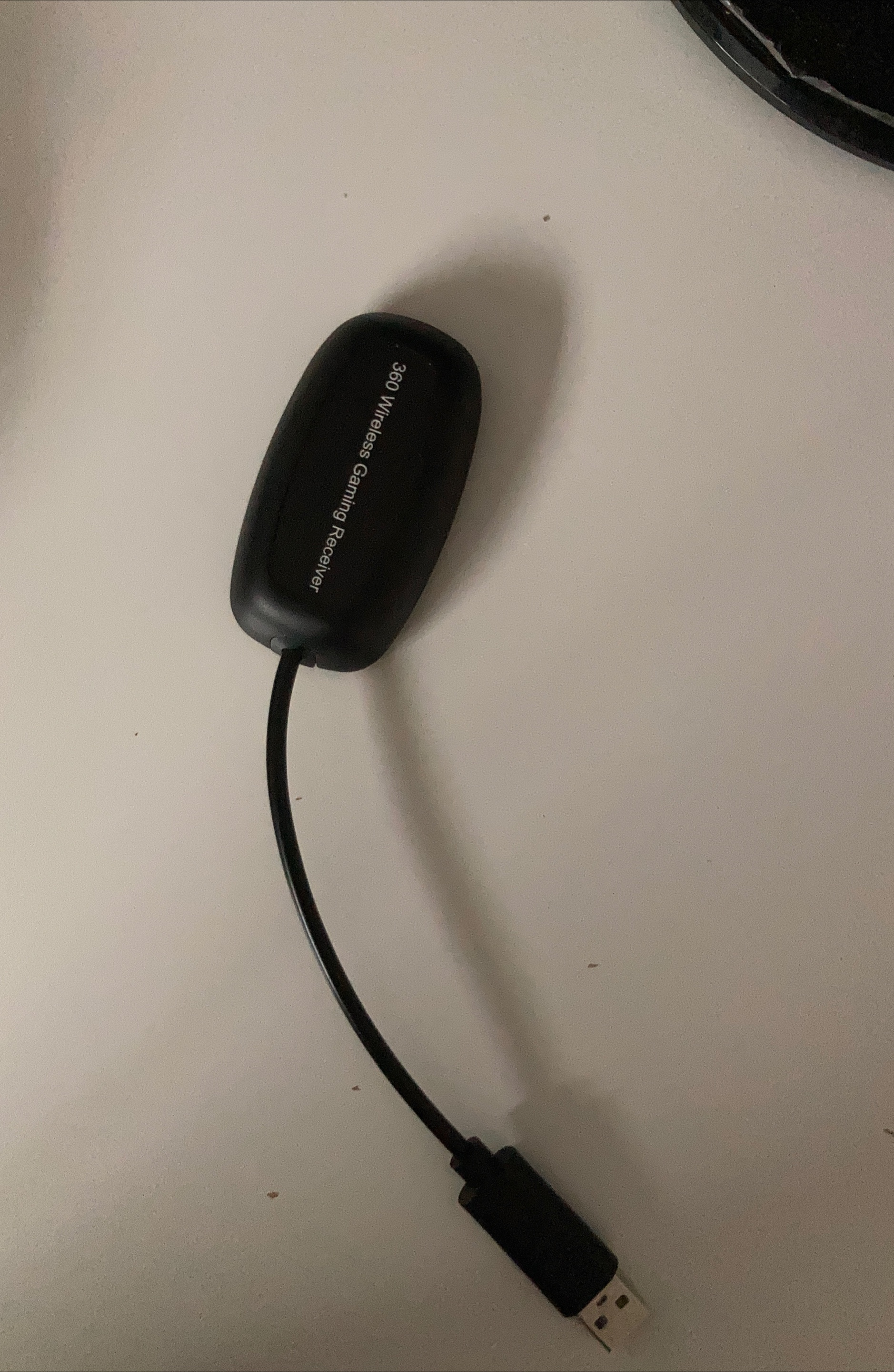 Xbox 360 Wireless Gaming Receiver thumbnail