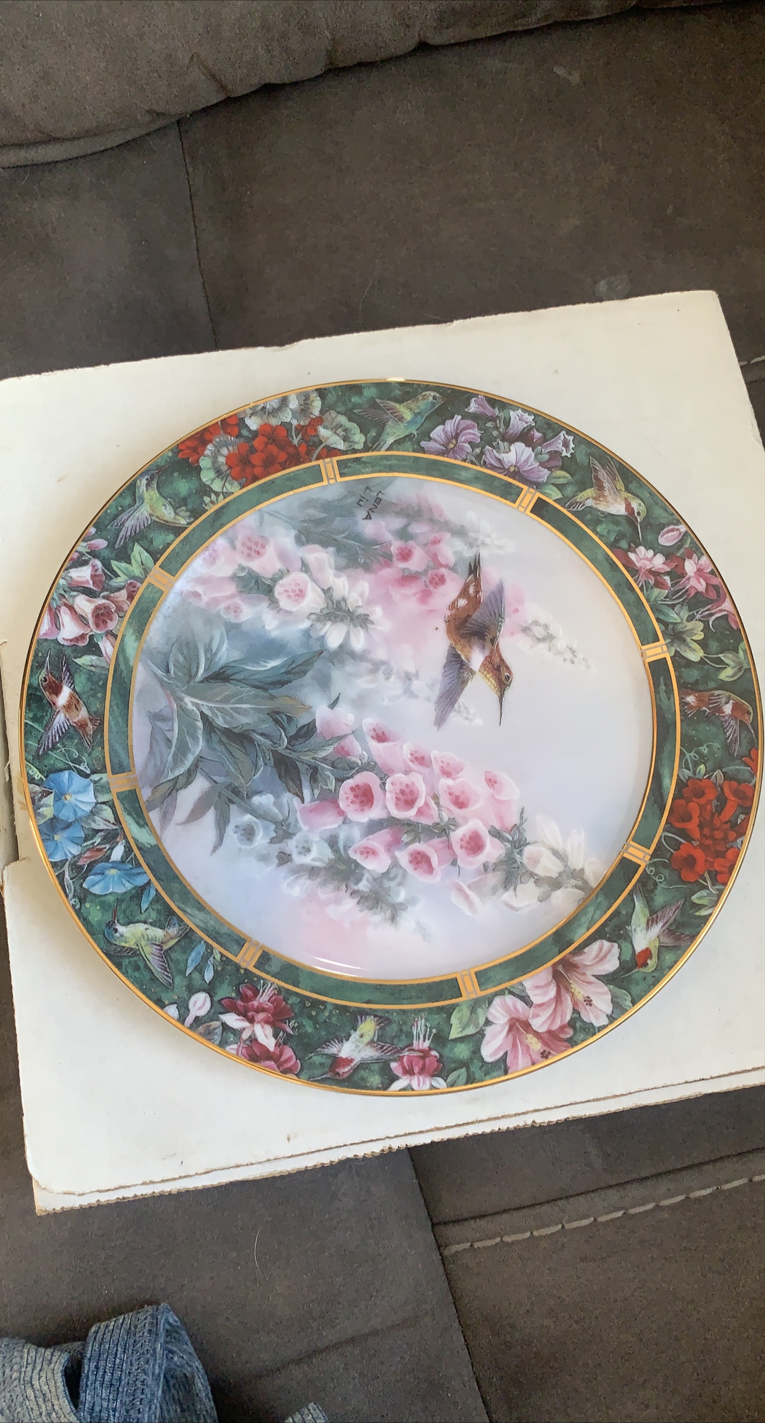 Lena Liu Hummingbird Decorative Plate thumbnail