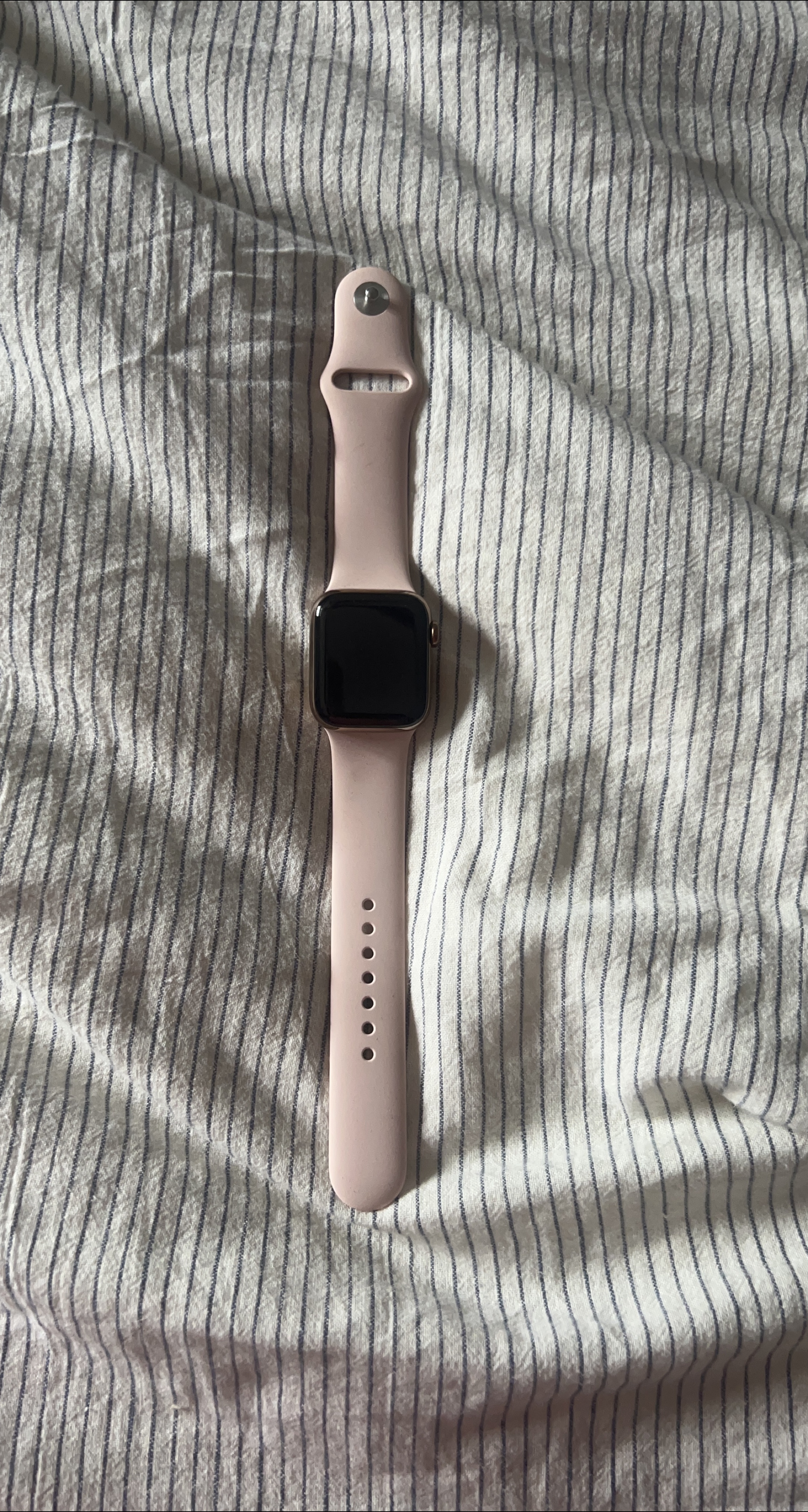 Apple Watch Series 5 GPS Pink Sand Sport Band