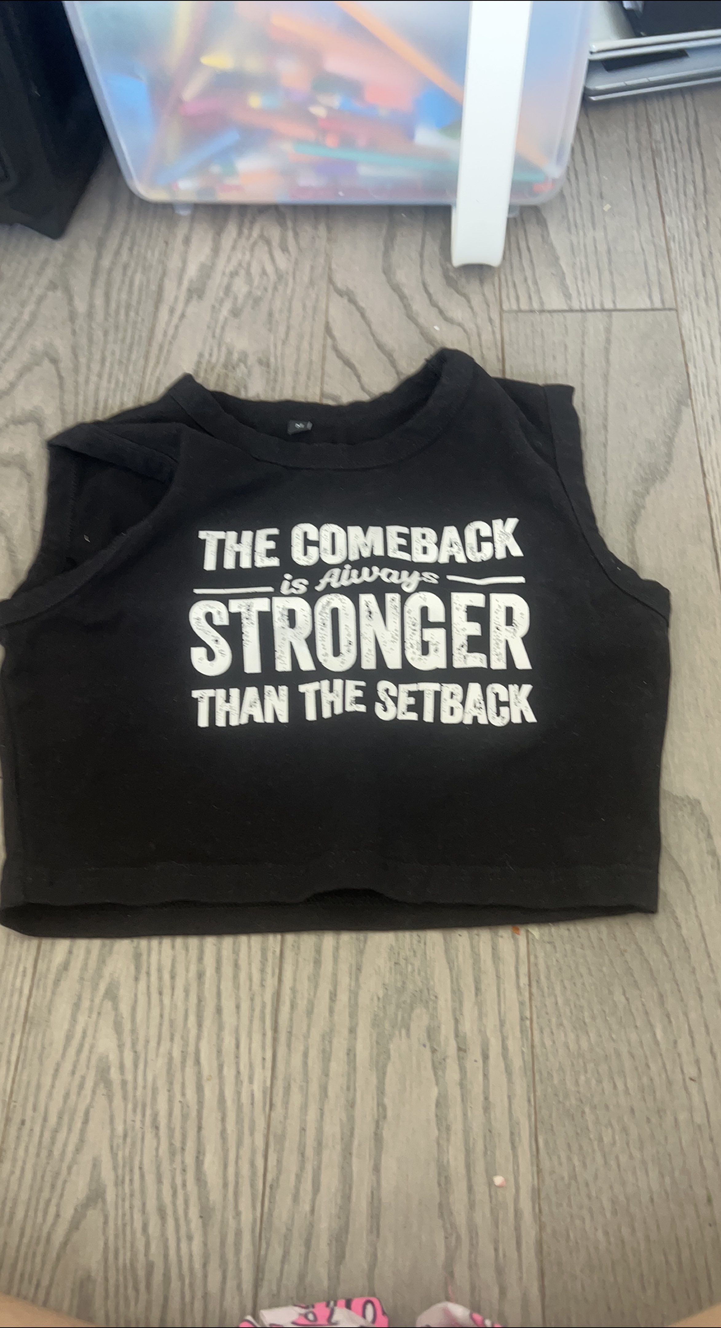 Black Crop Top - The Comeback is Always Stronger thumbnail