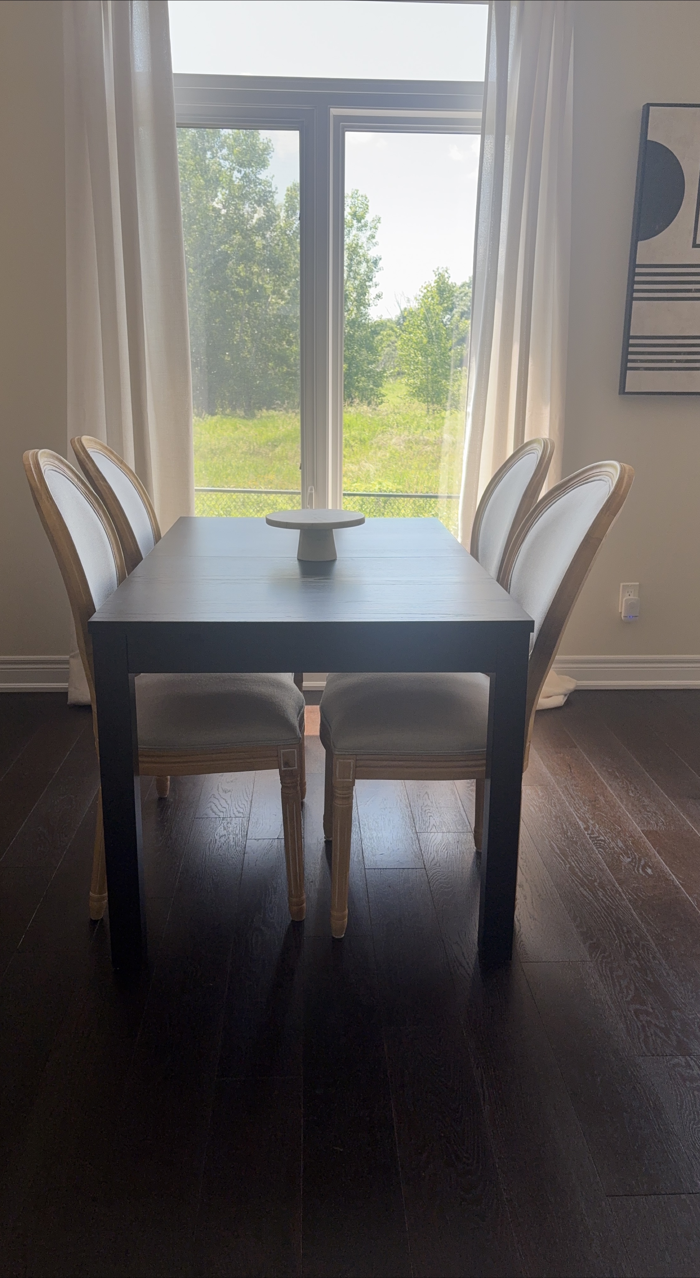 Extendable Dining Table with 4 Chairs thumbnail