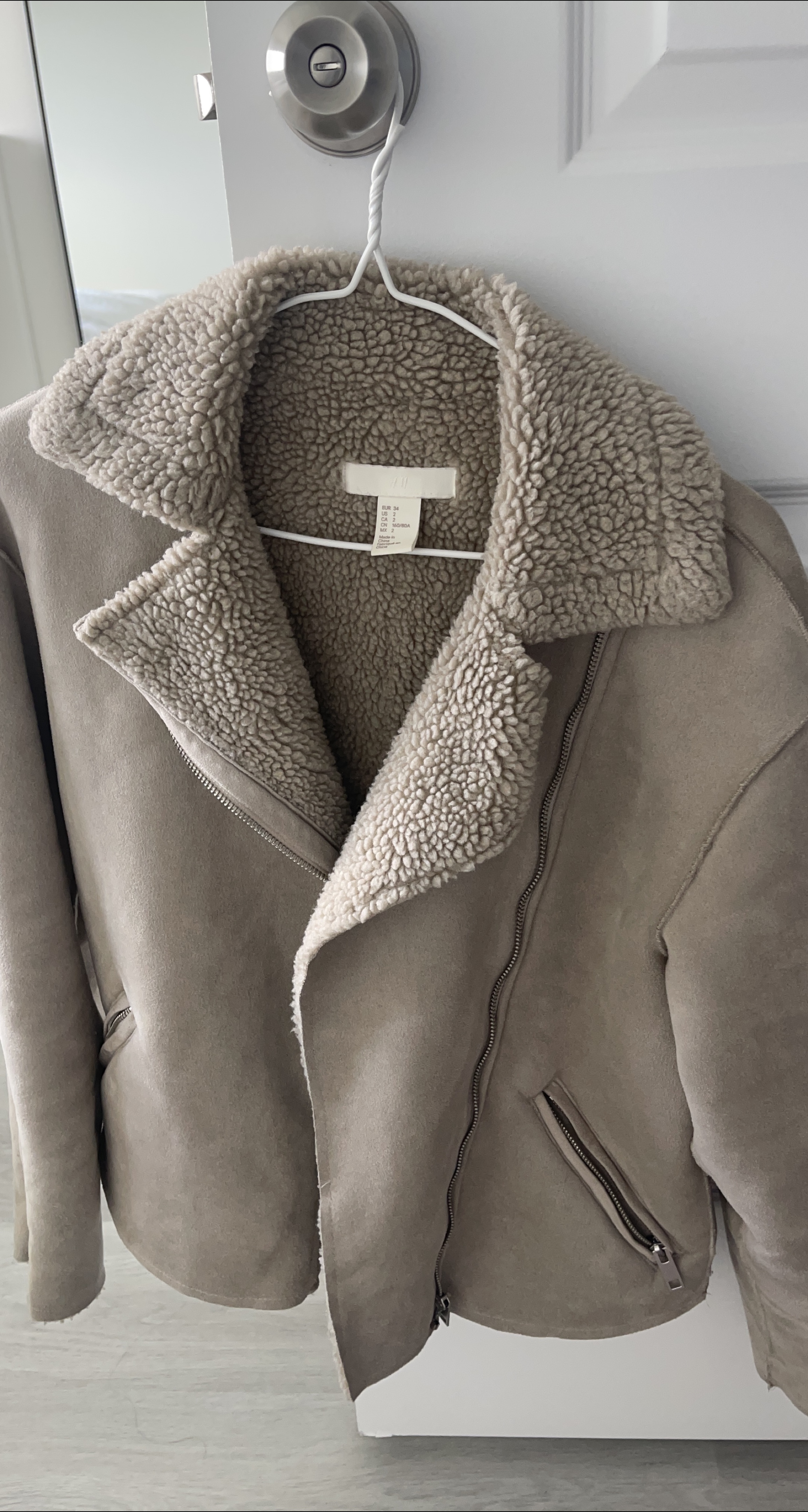 H&M Beige Faux Shearling Biker Jacket - Size 2 thumbnail