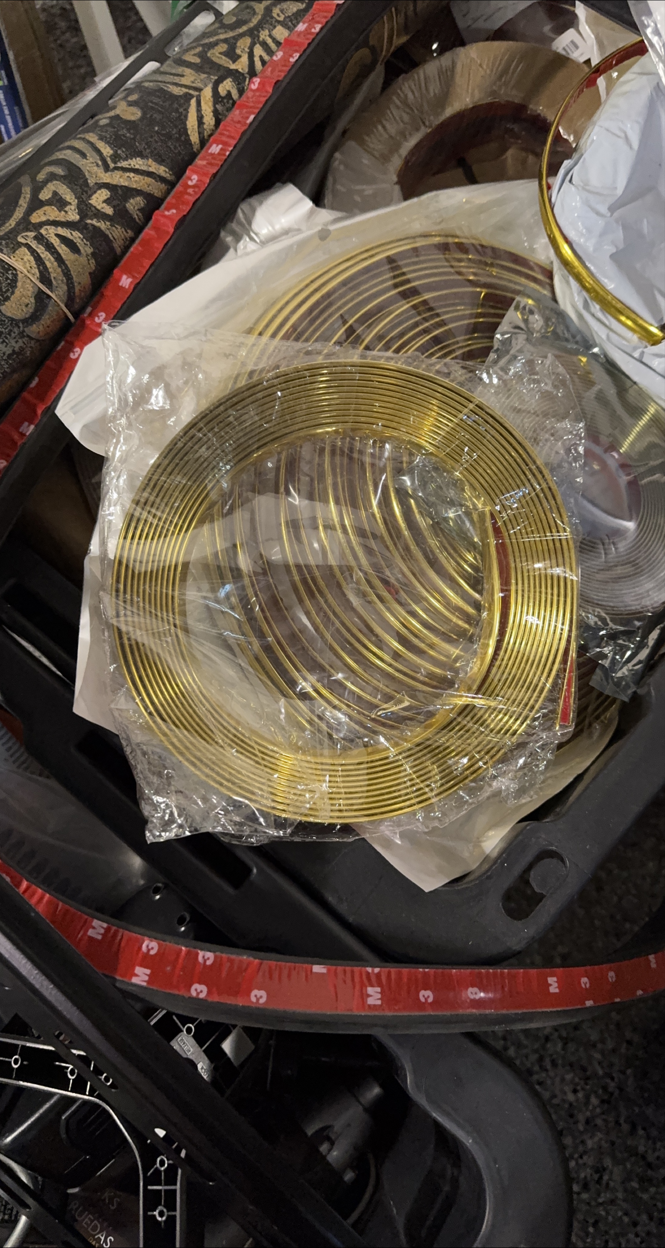 Gold Flexible Trim Moulding thumbnail