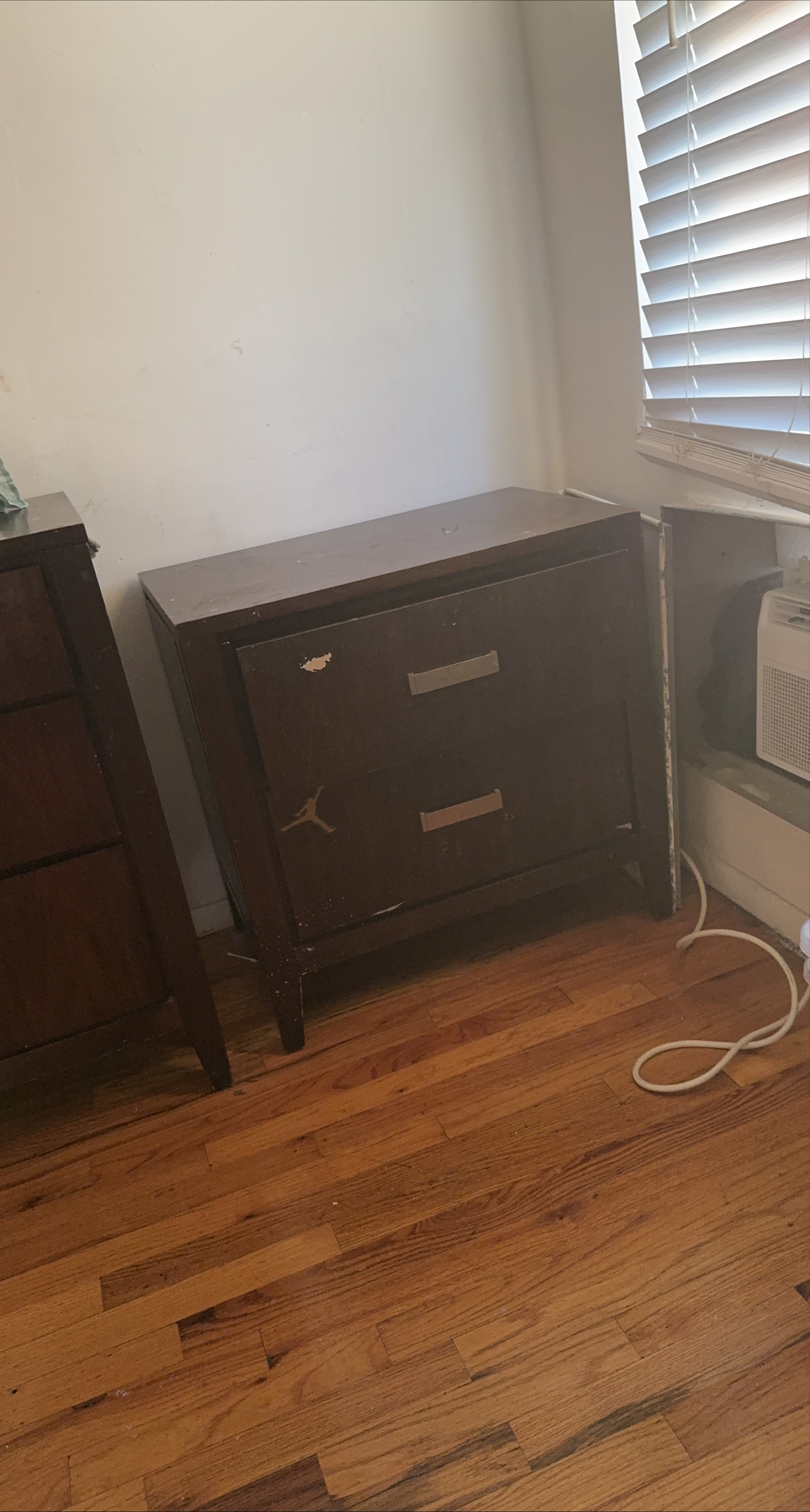 Brown 2-Drawer Nightstand thumbnail