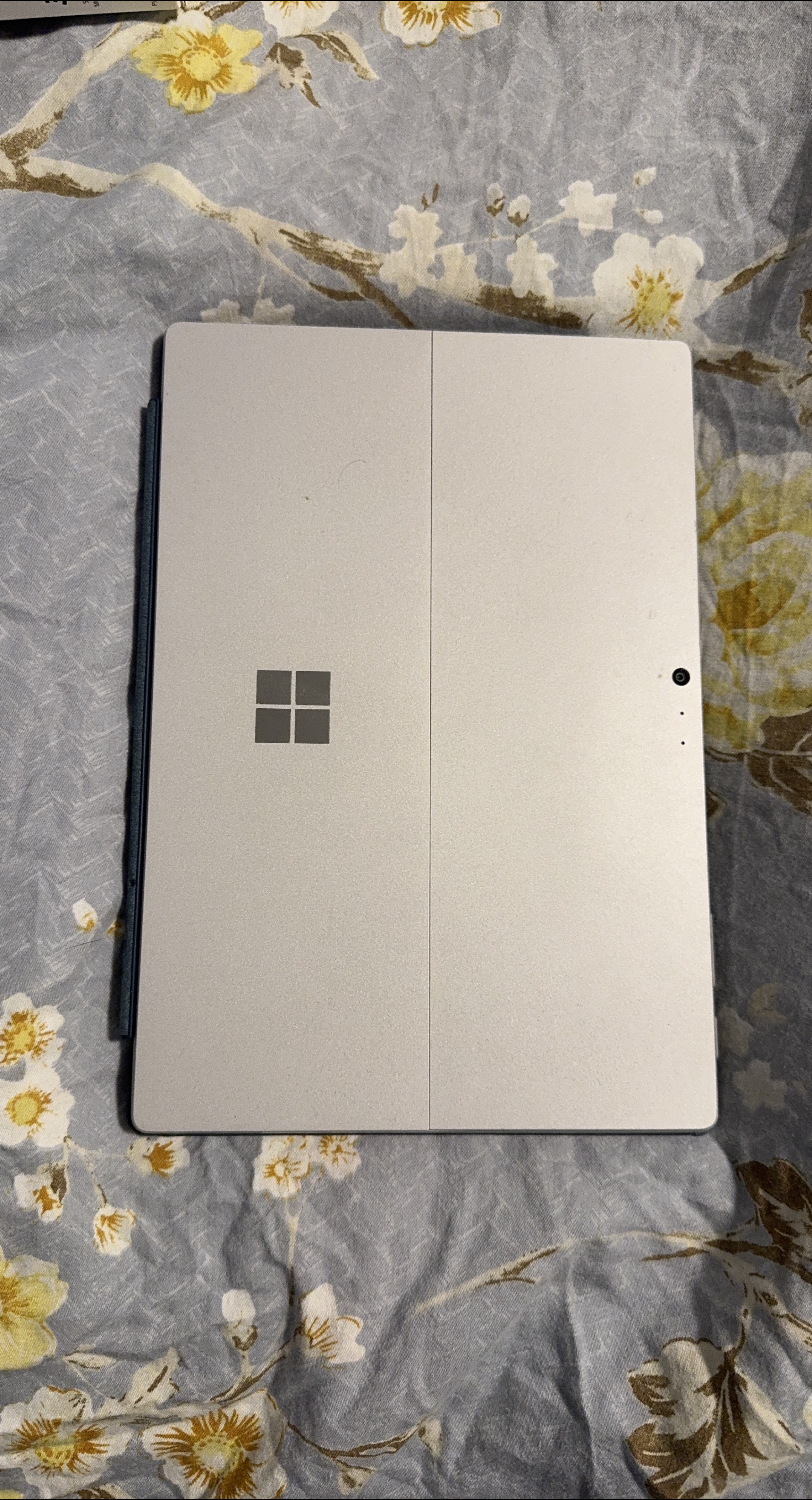 Microsoft Surface Pro thumbnail