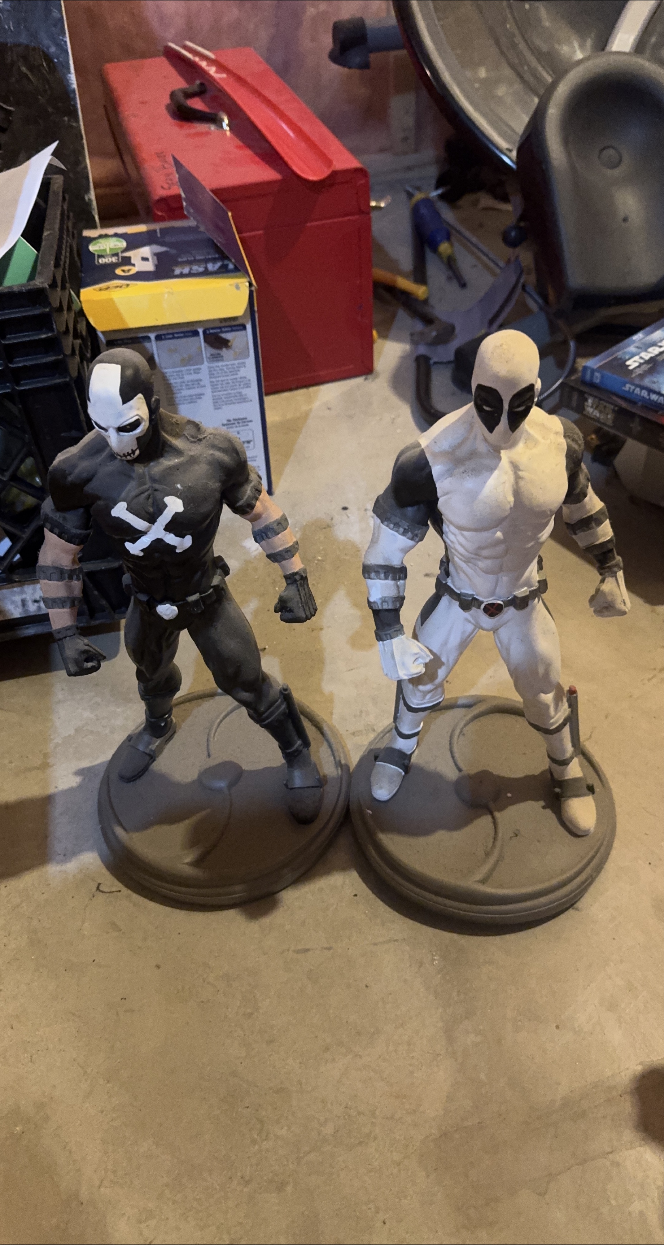 Marvel Crossbones & Deadpool Figures