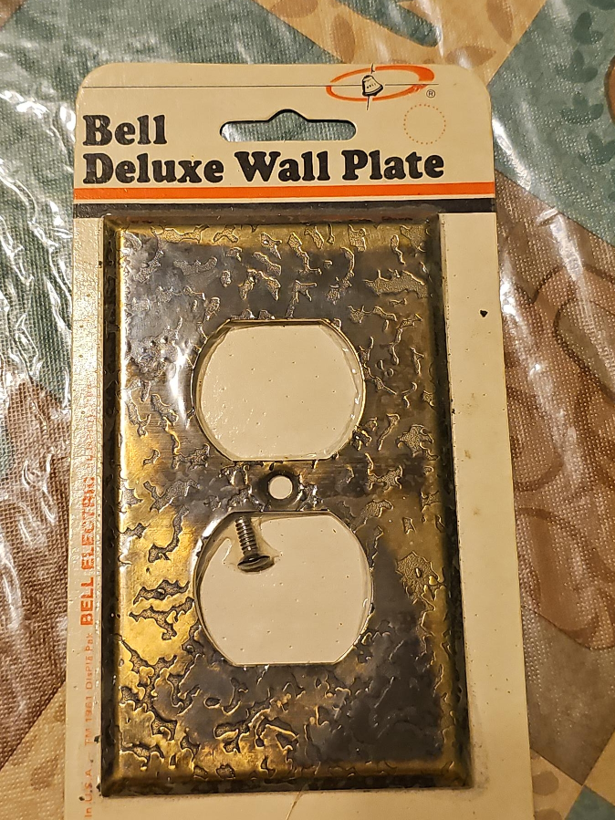 Bell Deluxe Wall Plate thumbnail