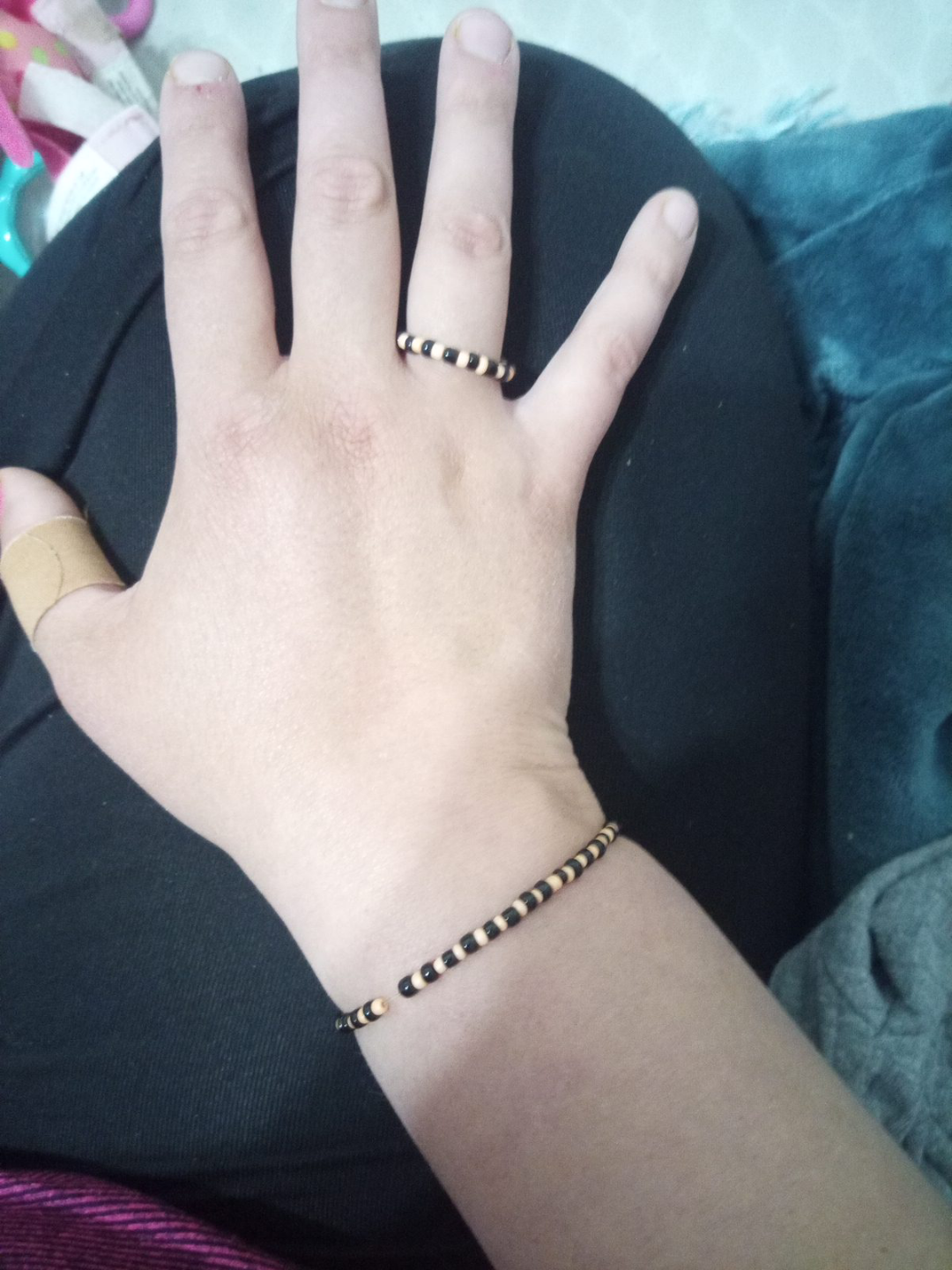 Handmade beaded ring and bracelet set thumbnail